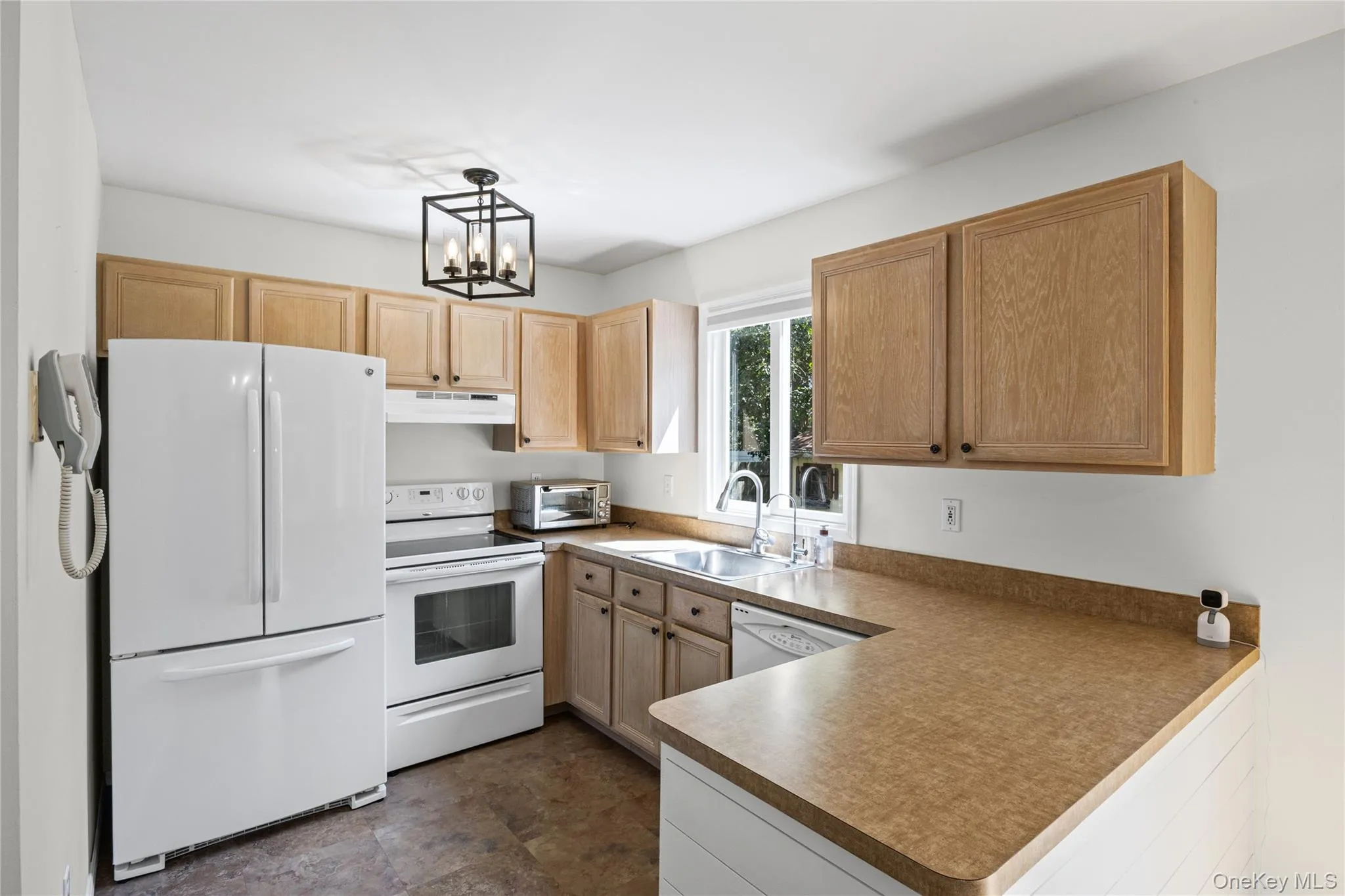 28 Roanoke Road, Brookhaven, NY, 2 Bedrooms Bedrooms, 5 Rooms Rooms,1 BathroomBathrooms,Residential,For Rent,Roanoke,0,1028733 28 Roanoke Road, Brookhaven, NY, 2 Bedrooms Bedrooms, 5 Rooms Rooms,1 BathroomBathrooms,Residential,For Rent,Roanoke,0,1028733