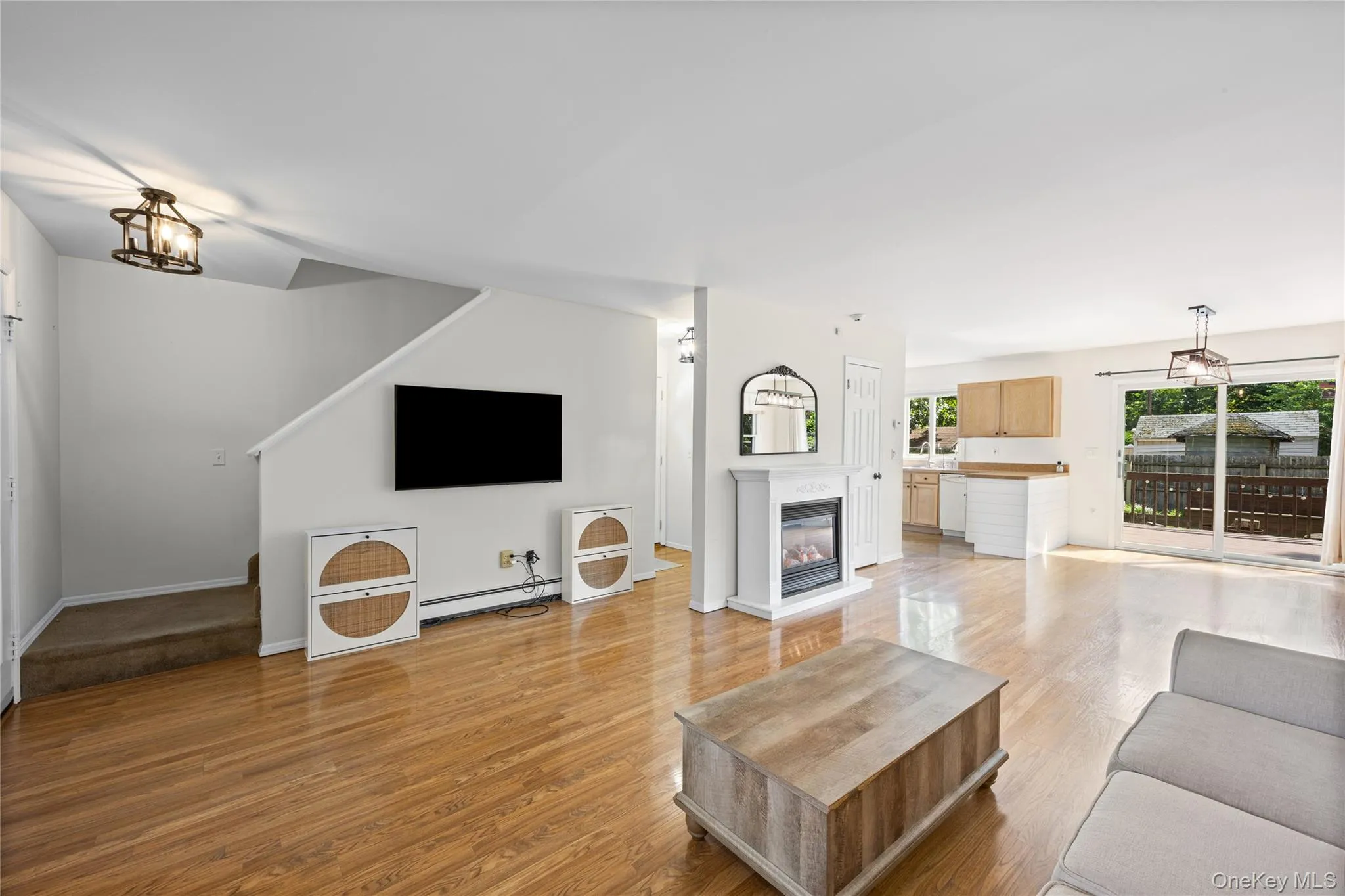 28 Roanoke Road, Brookhaven, NY, 2 Bedrooms Bedrooms, 5 Rooms Rooms,1 BathroomBathrooms,Residential,For Rent,Roanoke,0,1028733 28 Roanoke Road, Brookhaven, NY, 2 Bedrooms Bedrooms, 5 Rooms Rooms,1 BathroomBathrooms,Residential,For Rent,Roanoke,0,1028733