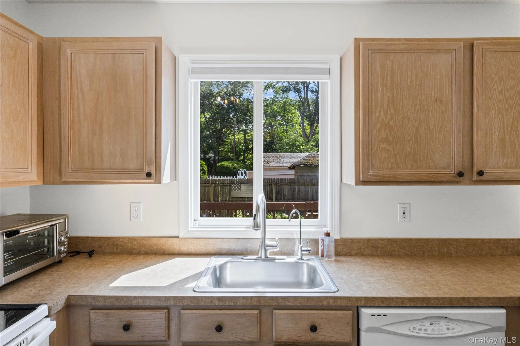 28 Roanoke Road, Brookhaven, NY, 2 Bedrooms Bedrooms, 5 Rooms Rooms,1 BathroomBathrooms,Residential,For Rent,Roanoke,0,1028733 28 Roanoke Road, Brookhaven, NY, 2 Bedrooms Bedrooms, 5 Rooms Rooms,1 BathroomBathrooms,Residential,For Rent,Roanoke,0,1028733