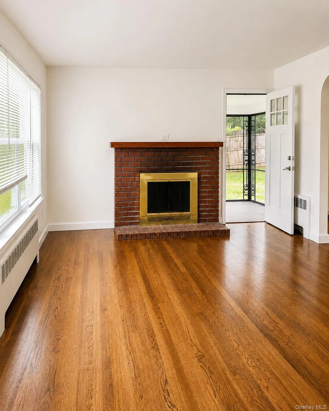 2 Francis Place, Clarkstown, NY, 3 Bedrooms Bedrooms, 6 Rooms Rooms,1 BathroomBathrooms,Residential,For Rent,Francis,0,1028734 2 Francis Place, Clarkstown, NY, 3 Bedrooms Bedrooms, 6 Rooms Rooms,1 BathroomBathrooms,Residential,For Rent,Francis,0,1028734