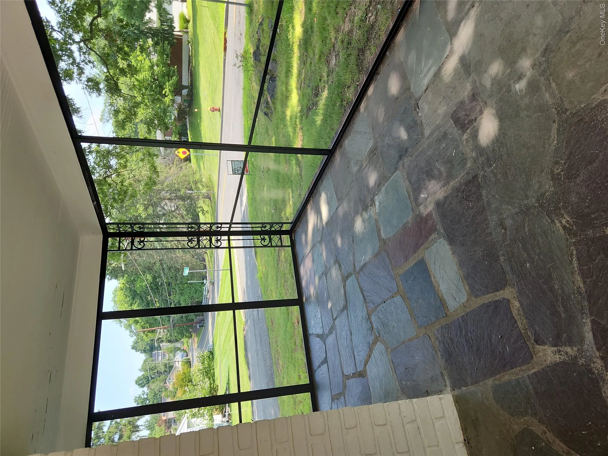 2 Francis Place, Clarkstown, NY, 3 Bedrooms Bedrooms, 6 Rooms Rooms,1 BathroomBathrooms,Residential,For Rent,Francis,0,1028734 2 Francis Place, Clarkstown, NY, 3 Bedrooms Bedrooms, 6 Rooms Rooms,1 BathroomBathrooms,Residential,For Rent,Francis,0,1028734
