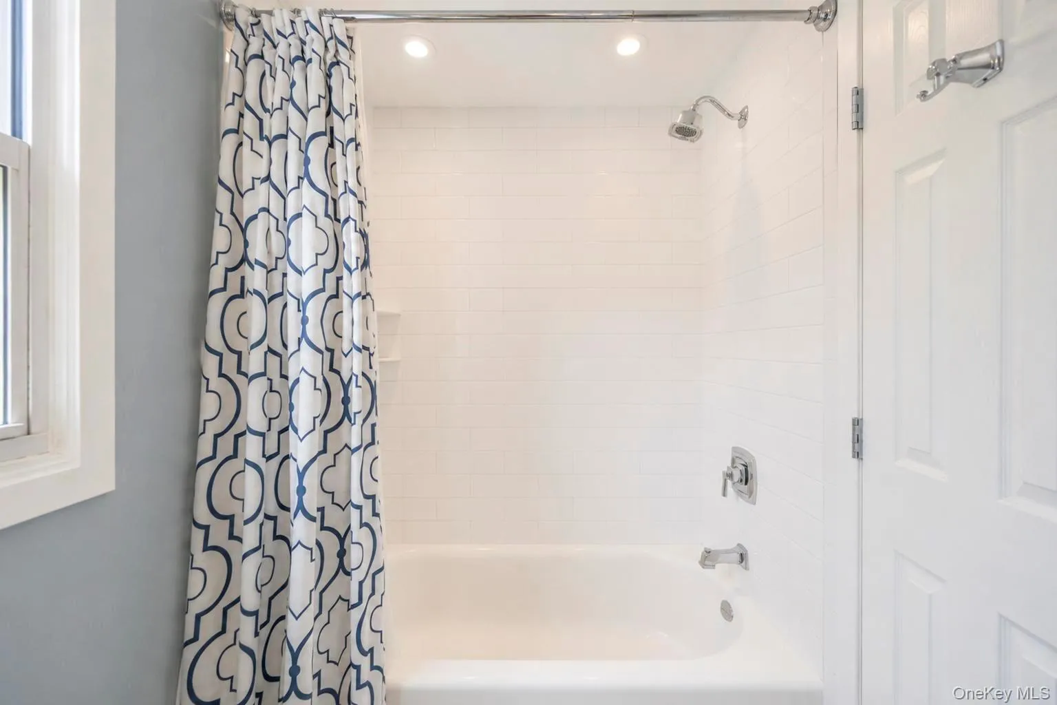4 Beaverdale Lane, Brookhaven, NY, 3 Bedrooms Bedrooms, 7 Rooms Rooms,2 BathroomsBathrooms,Residential,For Rent,Beaverdale,0,1028735 4 Beaverdale Lane, Brookhaven, NY, 3 Bedrooms Bedrooms, 7 Rooms Rooms,2 BathroomsBathrooms,Residential,For Rent,Beaverdale,0,1028735