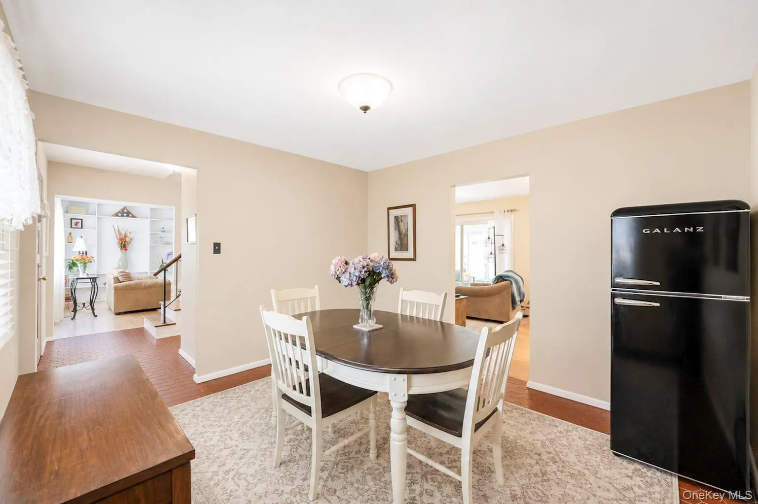 4 Beaverdale Lane, Brookhaven, NY, 3 Bedrooms Bedrooms, 7 Rooms Rooms,2 BathroomsBathrooms,Residential,For Rent,Beaverdale,0,1028735 4 Beaverdale Lane, Brookhaven, NY, 3 Bedrooms Bedrooms, 7 Rooms Rooms,2 BathroomsBathrooms,Residential,For Rent,Beaverdale,0,1028735