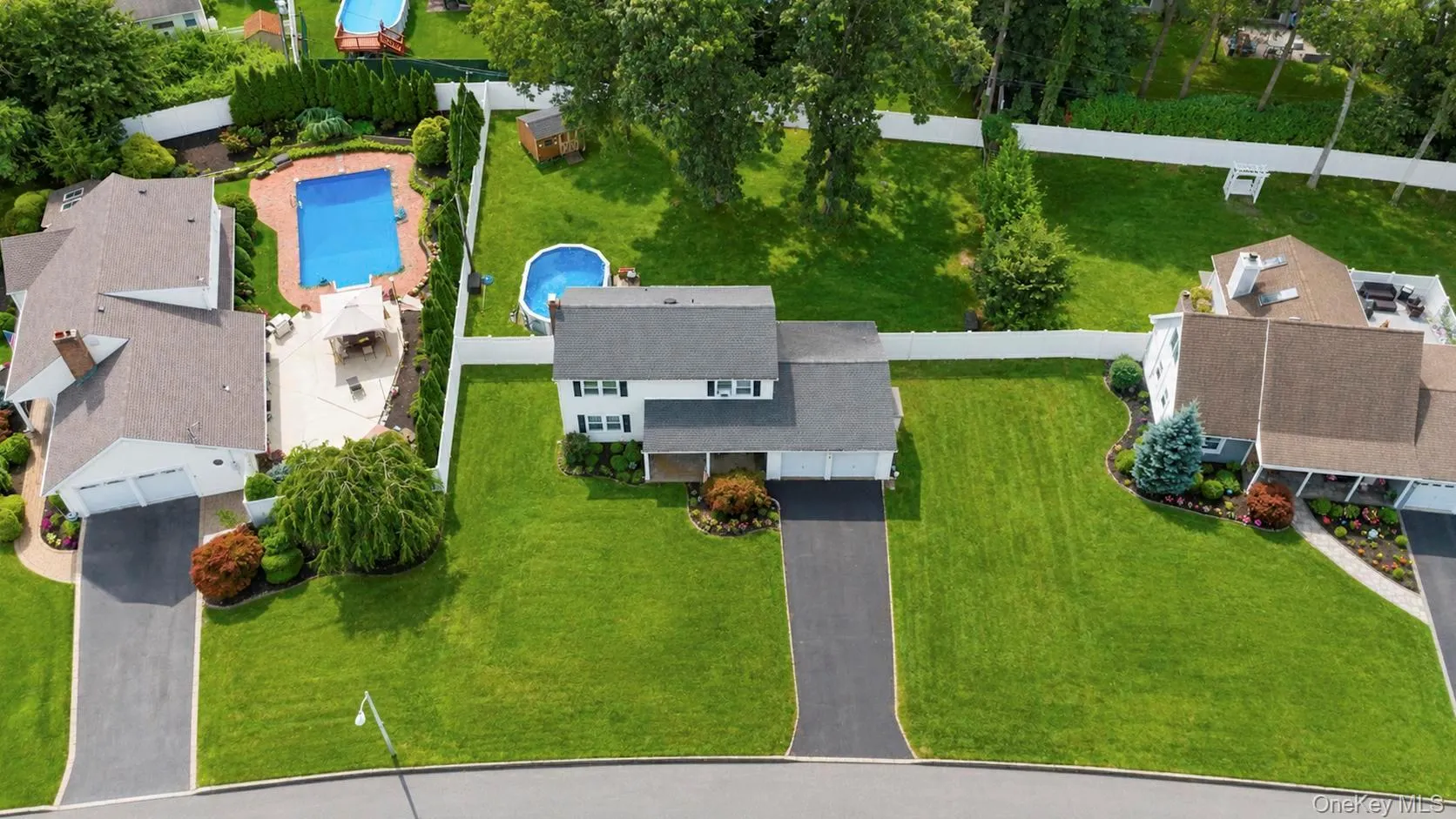 4 Beaverdale Lane, Brookhaven, NY, 3 Bedrooms Bedrooms, 7 Rooms Rooms,2 BathroomsBathrooms,Residential,For Rent,Beaverdale,0,1028735 4 Beaverdale Lane, Brookhaven, NY, 3 Bedrooms Bedrooms, 7 Rooms Rooms,2 BathroomsBathrooms,Residential,For Rent,Beaverdale,0,1028735