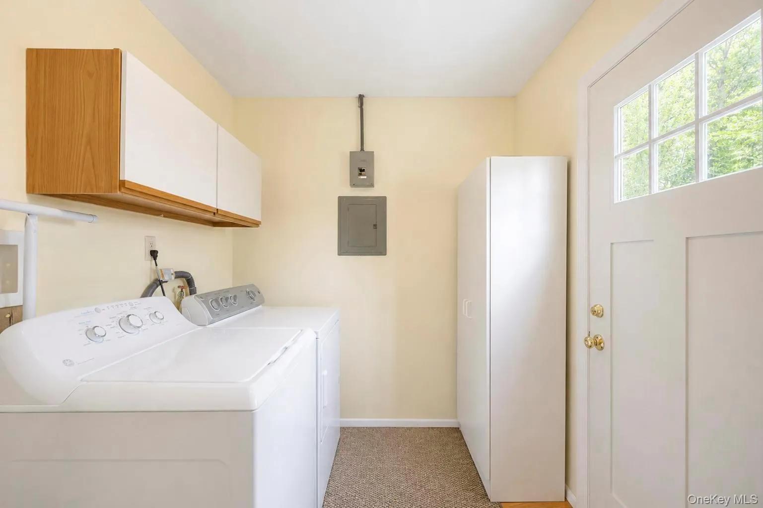 4 Beaverdale Lane, Brookhaven, NY, 3 Bedrooms Bedrooms, 7 Rooms Rooms,2 BathroomsBathrooms,Residential,For Rent,Beaverdale,0,1028735 4 Beaverdale Lane, Brookhaven, NY, 3 Bedrooms Bedrooms, 7 Rooms Rooms,2 BathroomsBathrooms,Residential,For Rent,Beaverdale,0,1028735