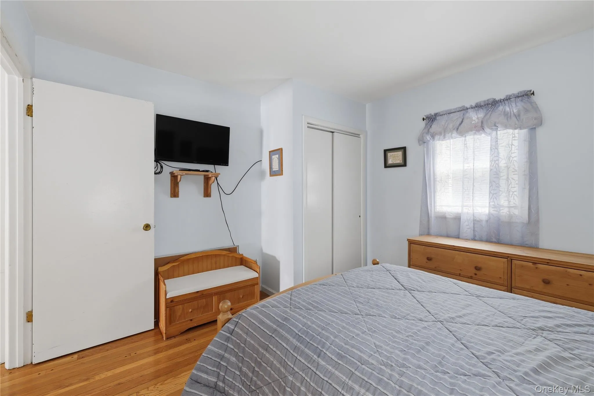 23 Leggett Road, Chatham, NY, 4 Bedrooms Bedrooms, 8 Rooms Rooms,2 BathroomsBathrooms,Residential,For Rent,Leggett,0,1028739 23 Leggett Road, Chatham, NY, 4 Bedrooms Bedrooms, 8 Rooms Rooms,2 BathroomsBathrooms,Residential,For Rent,Leggett,0,1028739