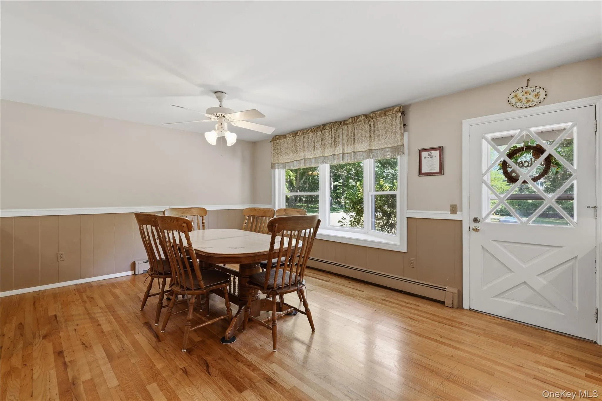 23 Leggett Road, Chatham, NY, 4 Bedrooms Bedrooms, 8 Rooms Rooms,2 BathroomsBathrooms,Residential,For Rent,Leggett,0,1028739 23 Leggett Road, Chatham, NY, 4 Bedrooms Bedrooms, 8 Rooms Rooms,2 BathroomsBathrooms,Residential,For Rent,Leggett,0,1028739