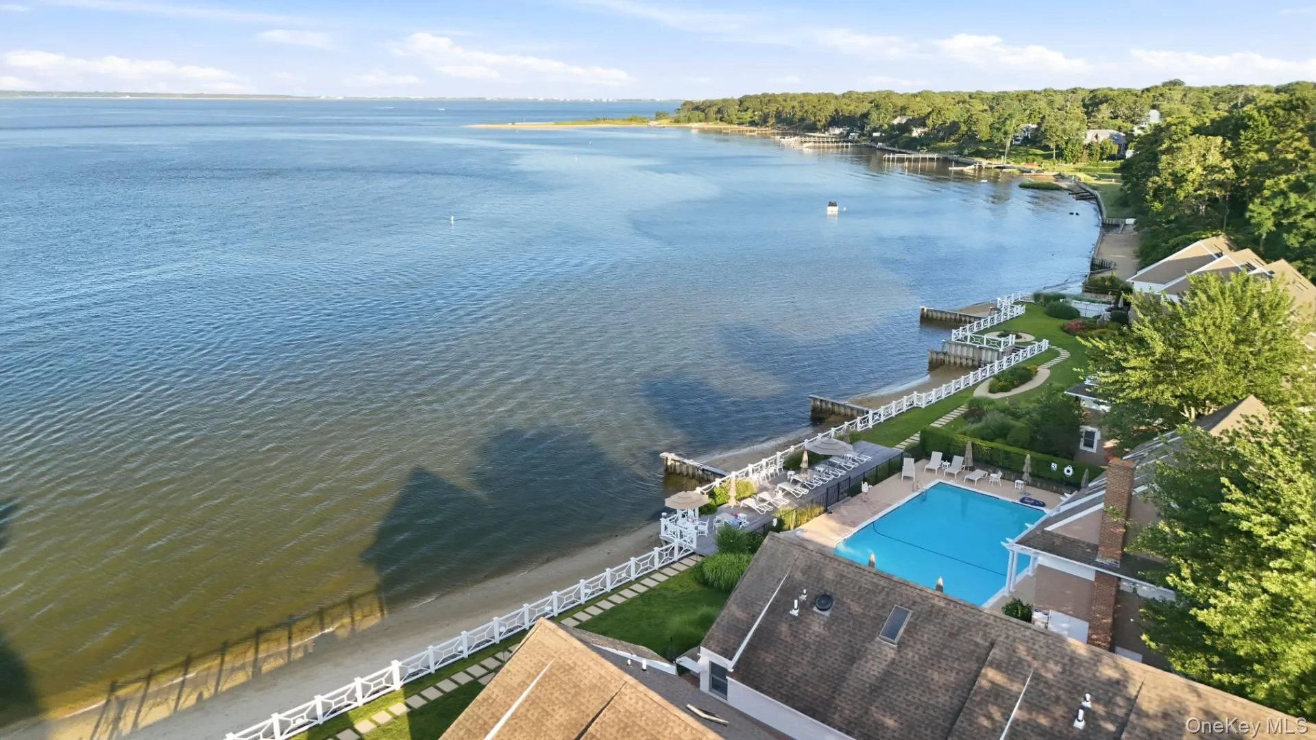 62 Canoe Place Road, Southampton, NY, 2 Bedrooms Bedrooms, 5 Rooms Rooms,2 BathroomsBathrooms,Residential,For Rent,Canoe Place,0,1028744 62 Canoe Place Road, Southampton, NY, 2 Bedrooms Bedrooms, 5 Rooms Rooms,2 BathroomsBathrooms,Residential,For Rent,Canoe Place,0,1028744