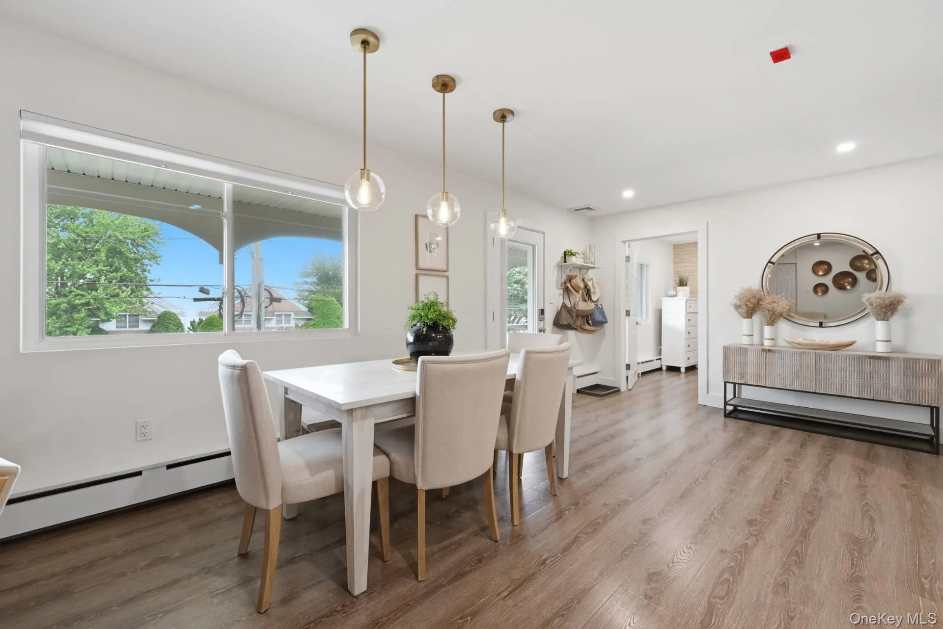 62 Canoe Place Road, Southampton, NY, 2 Bedrooms Bedrooms, 5 Rooms Rooms,2 BathroomsBathrooms,Residential,For Rent,Canoe Place,0,1028744 62 Canoe Place Road, Southampton, NY, 2 Bedrooms Bedrooms, 5 Rooms Rooms,2 BathroomsBathrooms,Residential,For Rent,Canoe Place,0,1028744