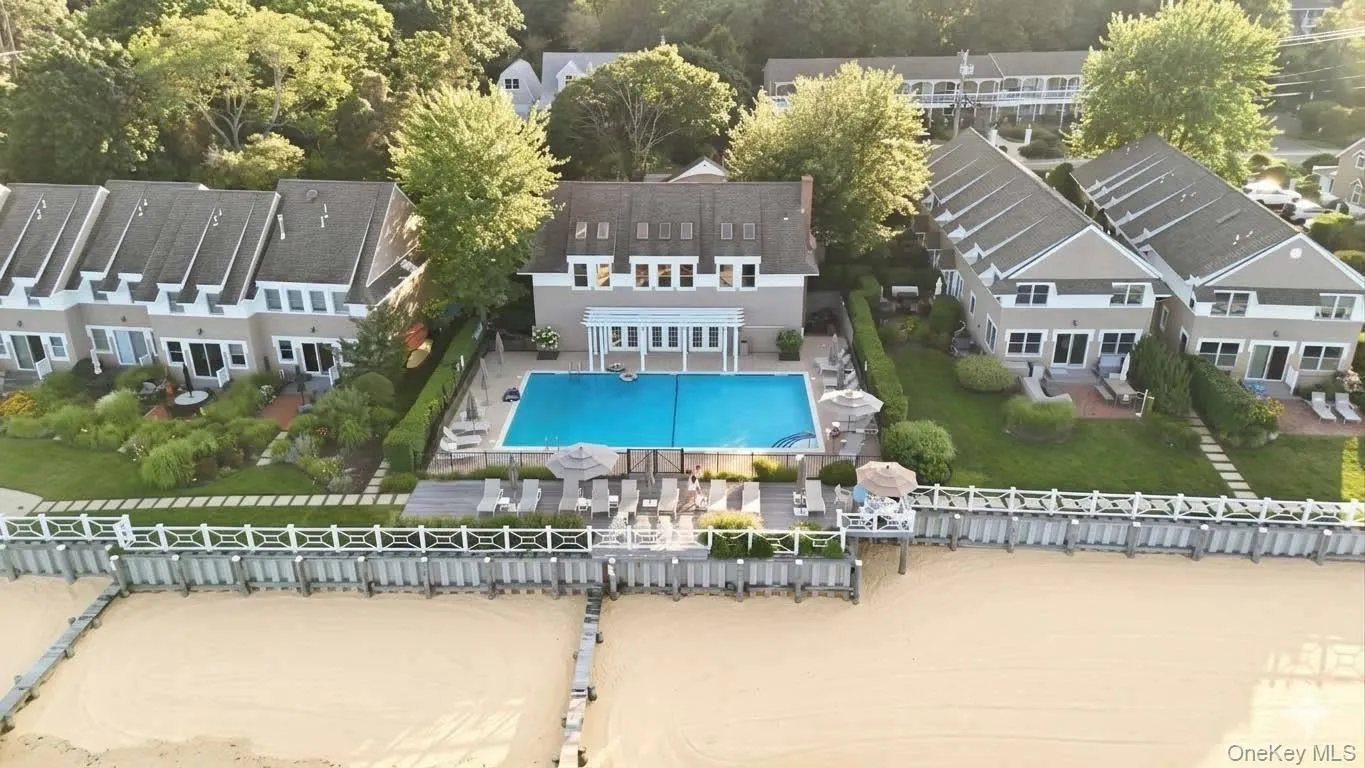 62 Canoe Place Road Unit 623/624, Southampton, New York 11946