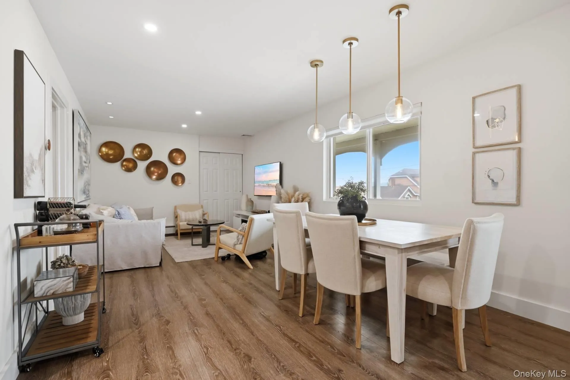 62 Canoe Place Road, Southampton, NY, 2 Bedrooms Bedrooms, 5 Rooms Rooms,2 BathroomsBathrooms,Residential,For Rent,Canoe Place,0,1028744 62 Canoe Place Road, Southampton, NY, 2 Bedrooms Bedrooms, 5 Rooms Rooms,2 BathroomsBathrooms,Residential,For Rent,Canoe Place,0,1028744