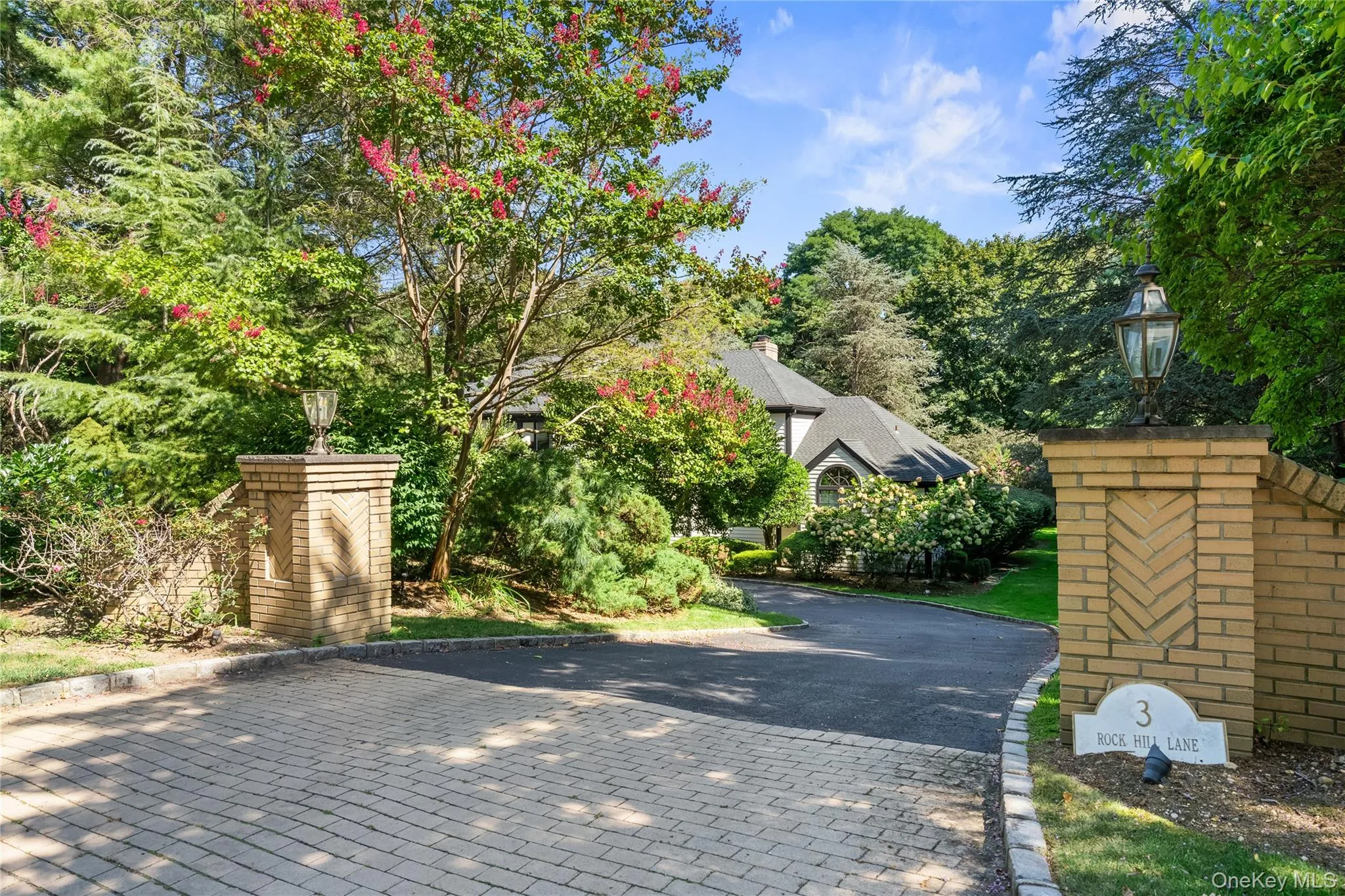 3 Rock Hill Lane, Oyster Bay, NY, 5 Bedrooms Bedrooms, 11 Rooms Rooms,4 BathroomsBathrooms,Residential,For Rent,Rock Hill,0,1028751 3 Rock Hill Lane, Oyster Bay, NY, 5 Bedrooms Bedrooms, 11 Rooms Rooms,4 BathroomsBathrooms,Residential,For Rent,Rock Hill,0,1028751