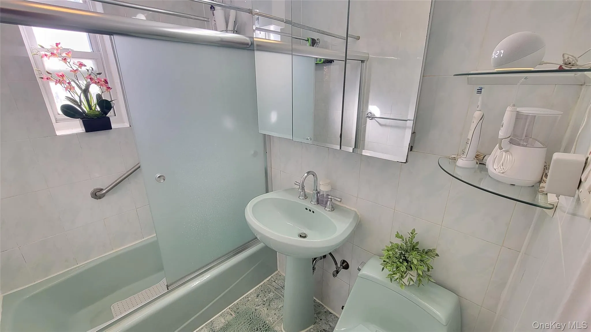 65-30 Grand Central Parkway, New York, NY, 2 Bedrooms Bedrooms, 5 Rooms Rooms,1 BathroomBathrooms,Residential,For Rent,Grand Central Parkway,0,1028755 65-30 Grand Central Parkway, New York, NY, 2 Bedrooms Bedrooms, 5 Rooms Rooms,1 BathroomBathrooms,Residential,For Rent,Grand Central Parkway,0,1028755