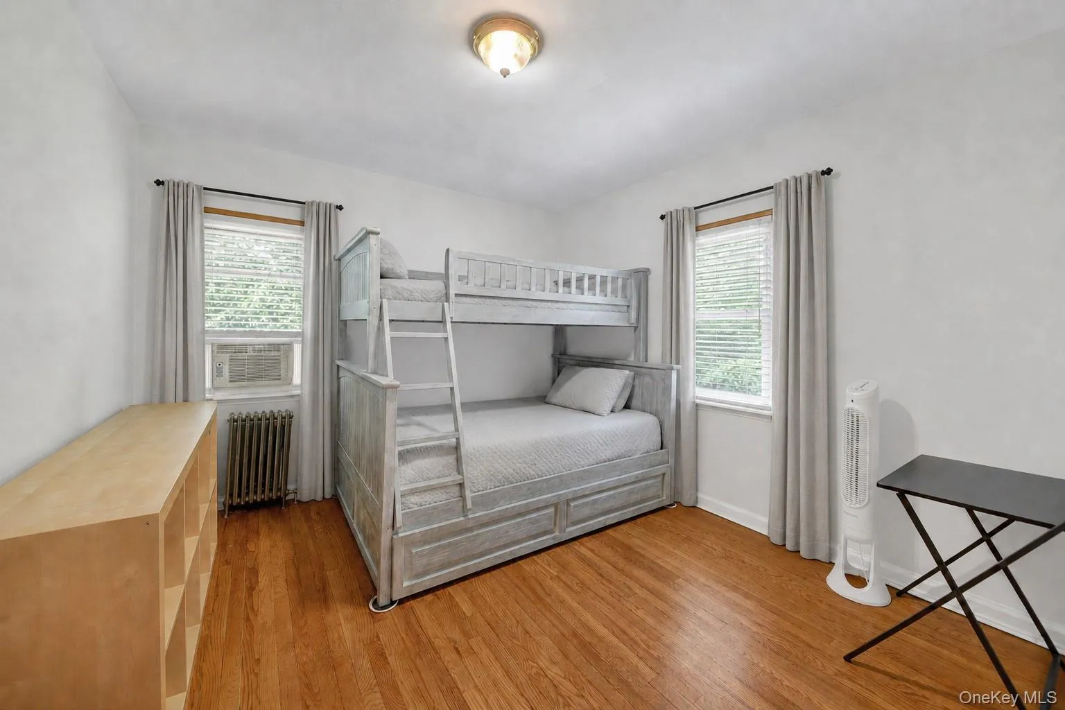 1808 Hering Avenue, New York, NY, 3 Bedrooms Bedrooms, 7 Rooms Rooms,1 BathroomBathrooms,Residential,For Rent,Hering,0,1028761 1808 Hering Avenue, New York, NY, 3 Bedrooms Bedrooms, 7 Rooms Rooms,1 BathroomBathrooms,Residential,For Rent,Hering,0,1028761