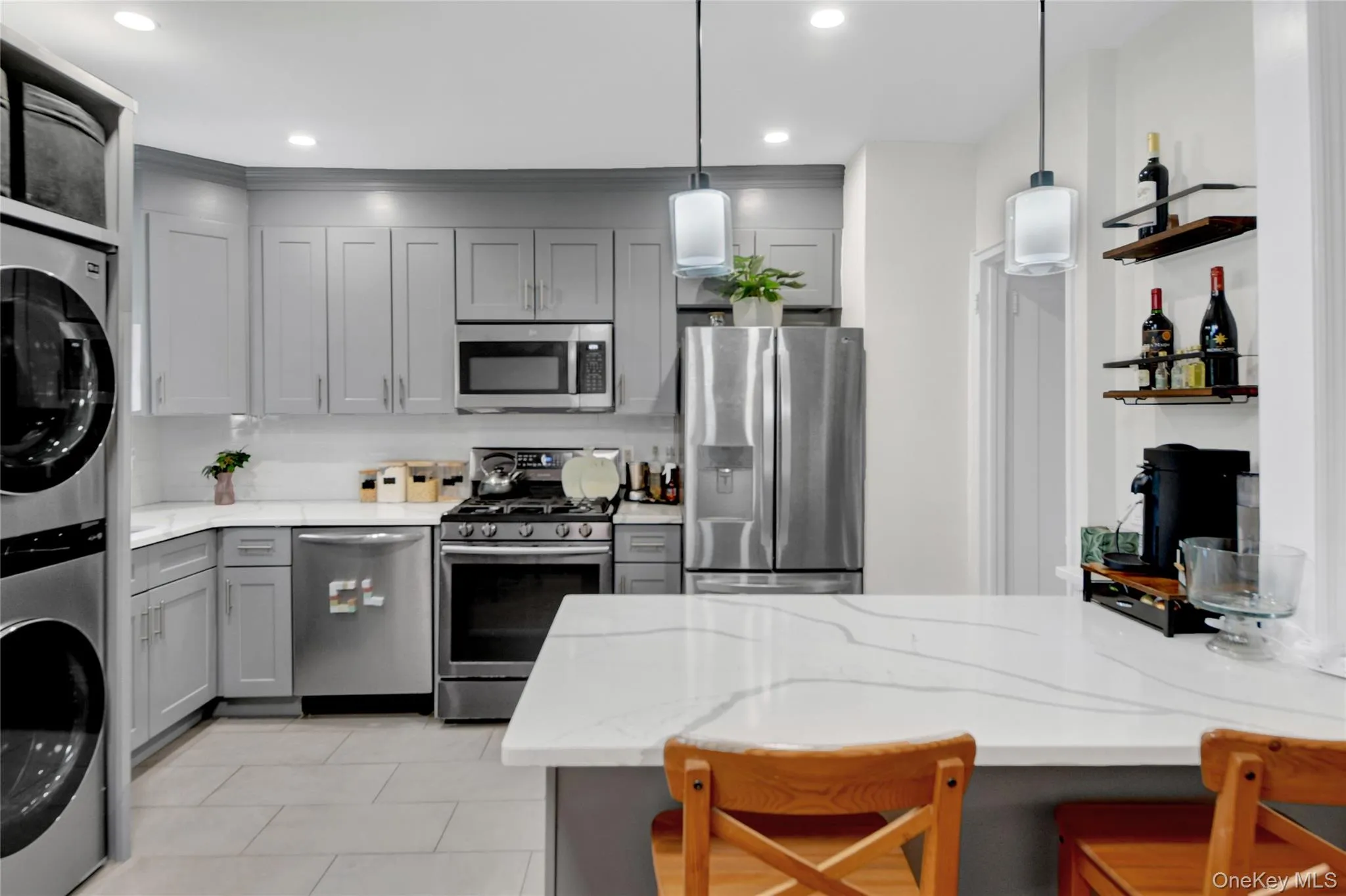 1808 Hering Avenue, New York, NY, 3 Bedrooms Bedrooms, 7 Rooms Rooms,1 BathroomBathrooms,Residential,For Rent,Hering,0,1028761 1808 Hering Avenue, New York, NY, 3 Bedrooms Bedrooms, 7 Rooms Rooms,1 BathroomBathrooms,Residential,For Rent,Hering,0,1028761