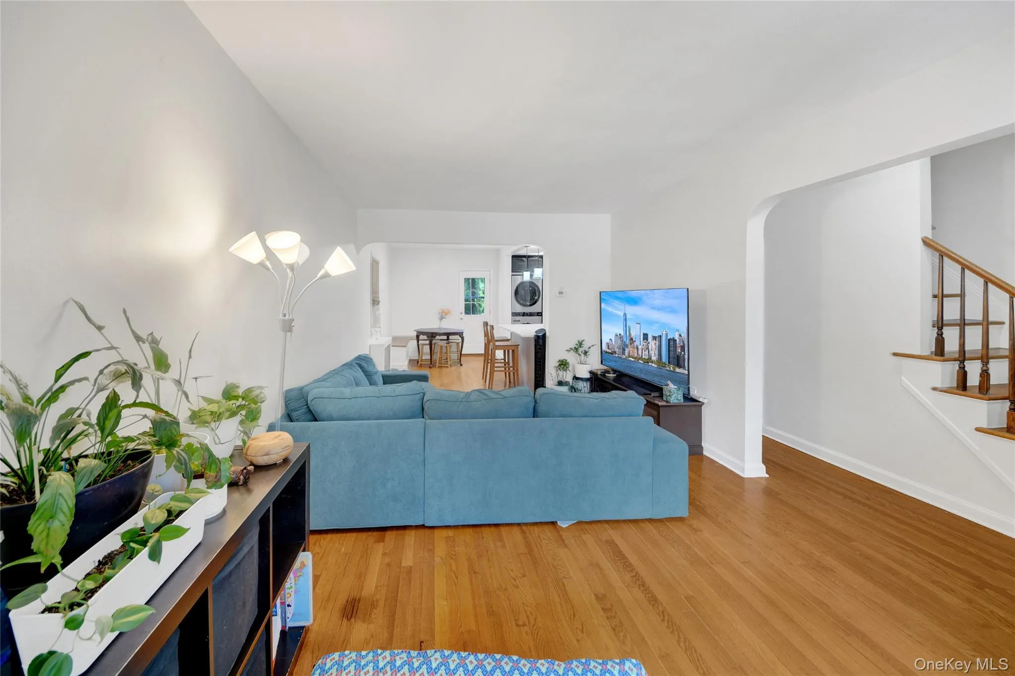 1808 Hering Avenue, New York, NY, 3 Bedrooms Bedrooms, 7 Rooms Rooms,1 BathroomBathrooms,Residential,For Rent,Hering,0,1028761 1808 Hering Avenue, New York, NY, 3 Bedrooms Bedrooms, 7 Rooms Rooms,1 BathroomBathrooms,Residential,For Rent,Hering,0,1028761
