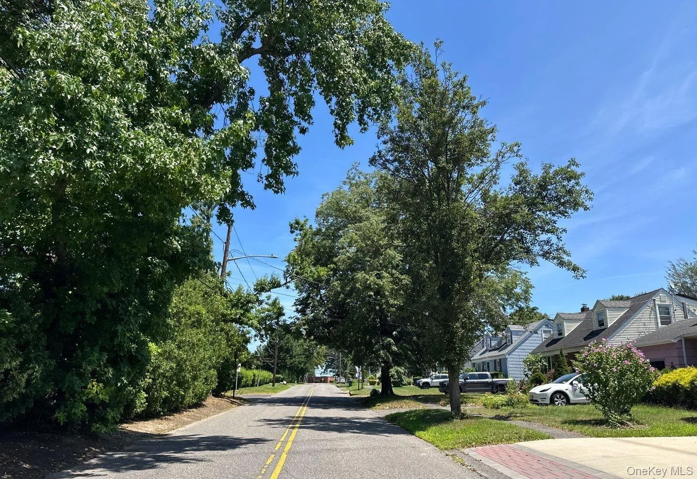 24 Gates Street, Huntington, NY, 4 Bedrooms Bedrooms, 7 Rooms Rooms,2 BathroomsBathrooms,Residential,For Rent,Gates,0,1028764 24 Gates Street, Huntington, NY, 4 Bedrooms Bedrooms, 7 Rooms Rooms,2 BathroomsBathrooms,Residential,For Rent,Gates,0,1028764
