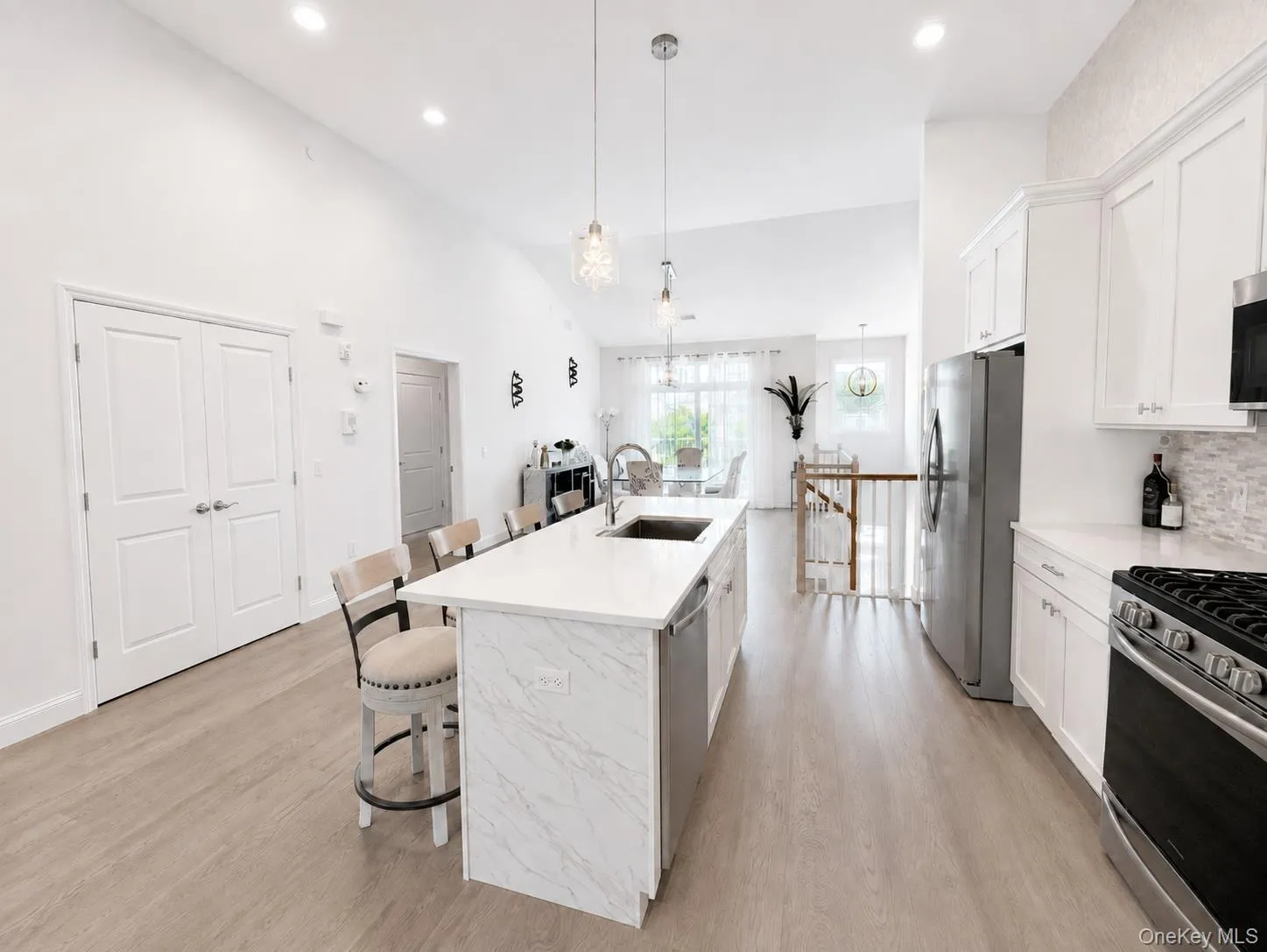 278 Silver Timber Drive, Brookhaven, NY, 2 Bedrooms Bedrooms, 5 Rooms Rooms,2 BathroomsBathrooms,Residential,For Rent,Silver Timber,0,1028765 278 Silver Timber Drive, Brookhaven, NY, 2 Bedrooms Bedrooms, 5 Rooms Rooms,2 BathroomsBathrooms,Residential,For Rent,Silver Timber,0,1028765