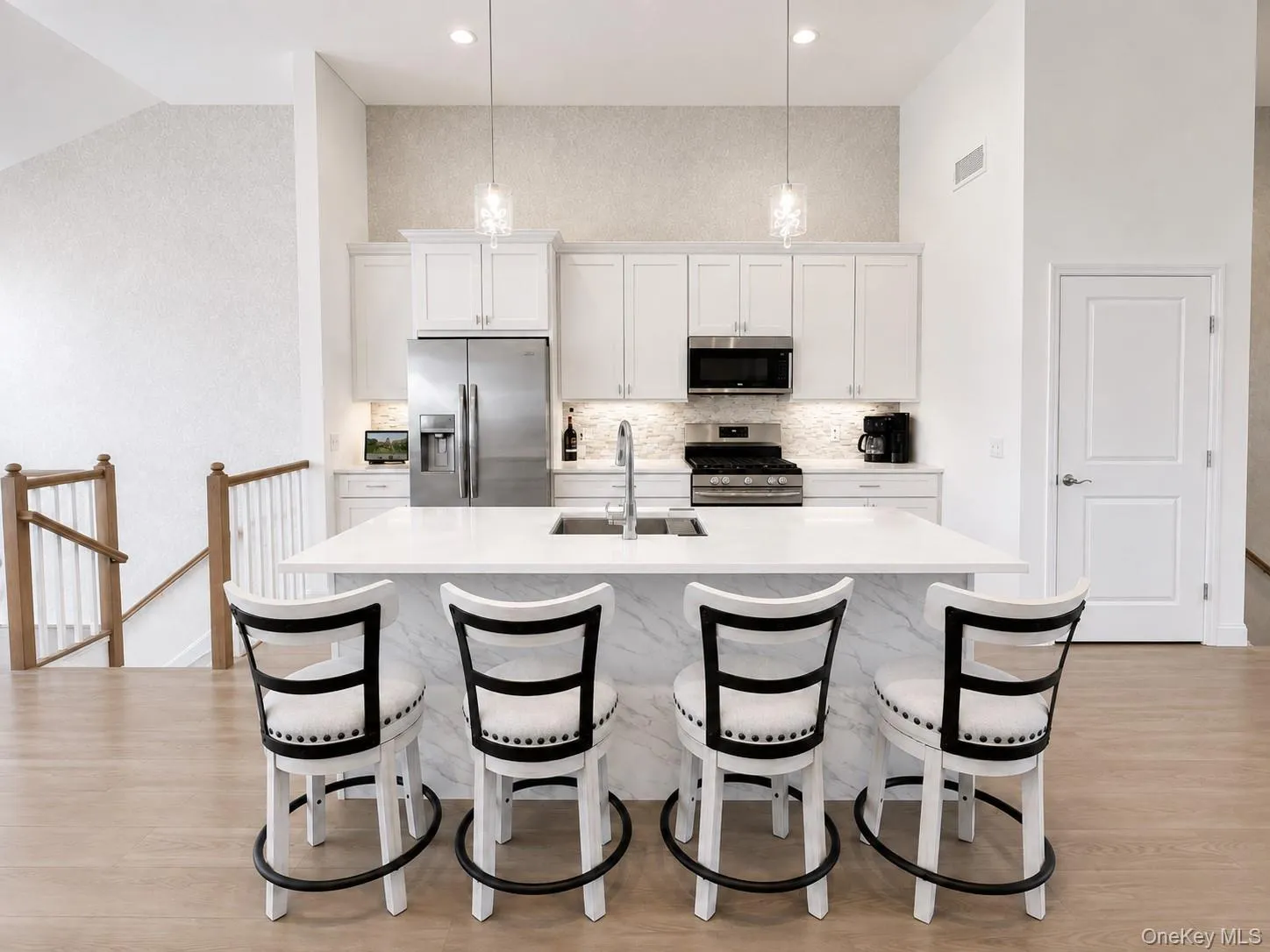 278 Silver Timber Drive, Brookhaven, NY, 2 Bedrooms Bedrooms, 5 Rooms Rooms,2 BathroomsBathrooms,Residential,For Rent,Silver Timber,0,1028765 278 Silver Timber Drive, Brookhaven, NY, 2 Bedrooms Bedrooms, 5 Rooms Rooms,2 BathroomsBathrooms,Residential,For Rent,Silver Timber,0,1028765