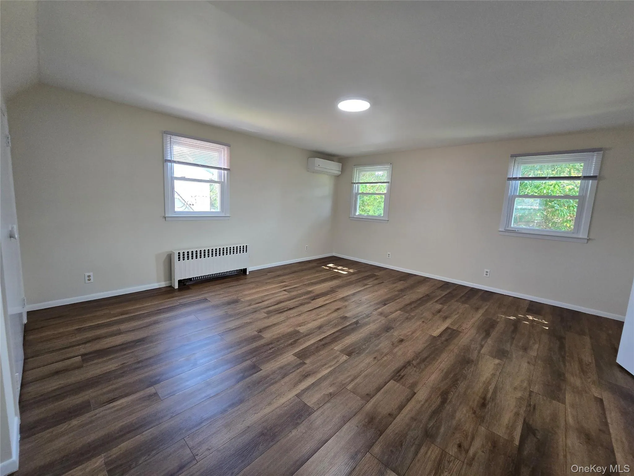 754 Park Lane, Hempstead, NY, 4 Bedrooms Bedrooms, 6 Rooms Rooms,2 BathroomsBathrooms,Residential Lease,For Rent,Park,0,1028766 754 Park Lane, Hempstead, NY, 4 Bedrooms Bedrooms, 6 Rooms Rooms,2 BathroomsBathrooms,Residential Lease,For Rent,Park,0,1028766