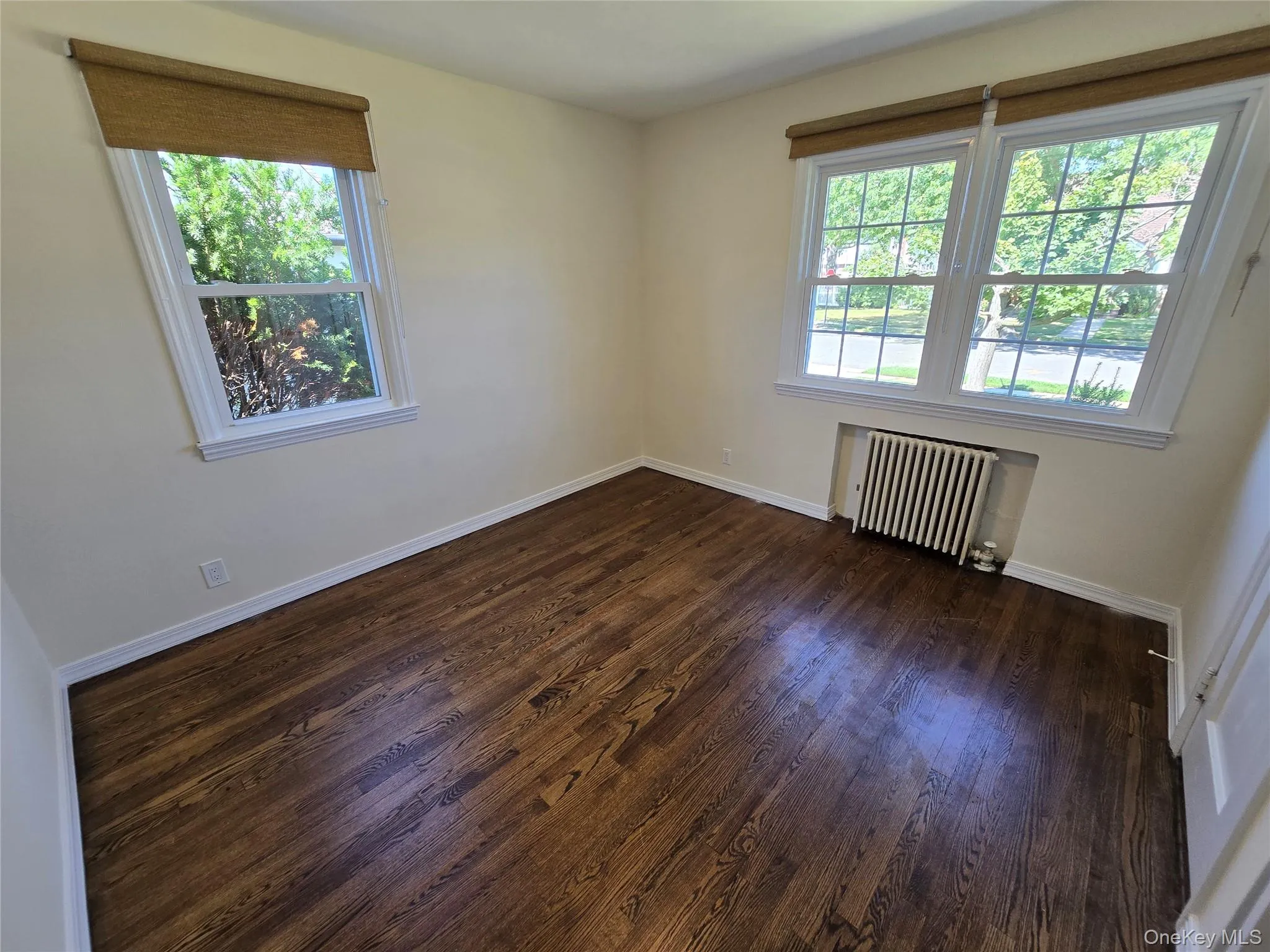 754 Park Lane, Hempstead, NY, 4 Bedrooms Bedrooms, 6 Rooms Rooms,2 BathroomsBathrooms,Residential Lease,For Rent,Park,0,1028766 754 Park Lane, Hempstead, NY, 4 Bedrooms Bedrooms, 6 Rooms Rooms,2 BathroomsBathrooms,Residential Lease,For Rent,Park,0,1028766