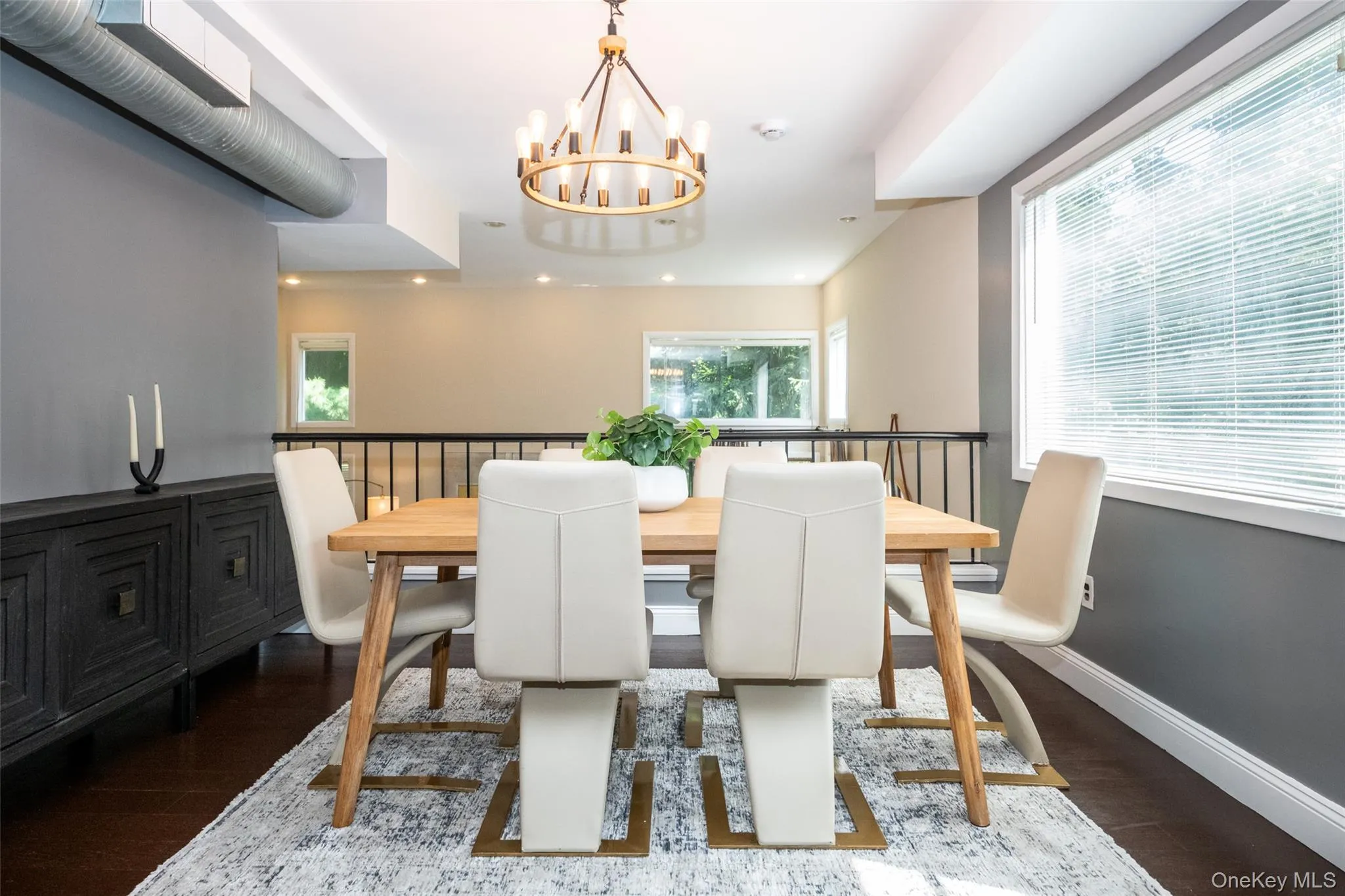 17 Edgewood Avenue, Mamaroneck, NY, 4 Bedrooms Bedrooms, 8 Rooms Rooms,3 BathroomsBathrooms,Residential Lease,For Rent,Edgewood,0,1028773 17 Edgewood Avenue, Mamaroneck, NY, 4 Bedrooms Bedrooms, 8 Rooms Rooms,3 BathroomsBathrooms,Residential Lease,For Rent,Edgewood,0,1028773