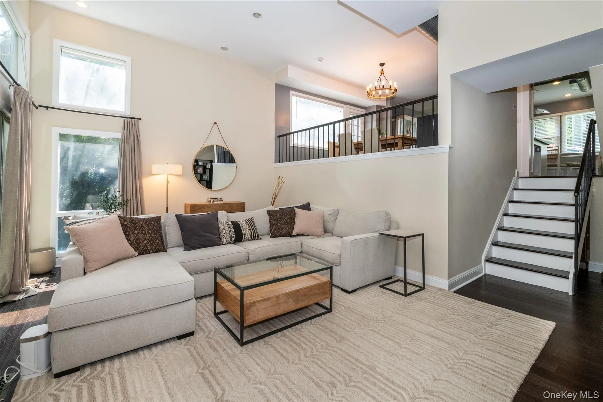 17 Edgewood Avenue, Mamaroneck, NY, 4 Bedrooms Bedrooms, 8 Rooms Rooms,3 BathroomsBathrooms,Residential Lease,For Rent,Edgewood,0,1028773 17 Edgewood Avenue, Mamaroneck, NY, 4 Bedrooms Bedrooms, 8 Rooms Rooms,3 BathroomsBathrooms,Residential Lease,For Rent,Edgewood,0,1028773