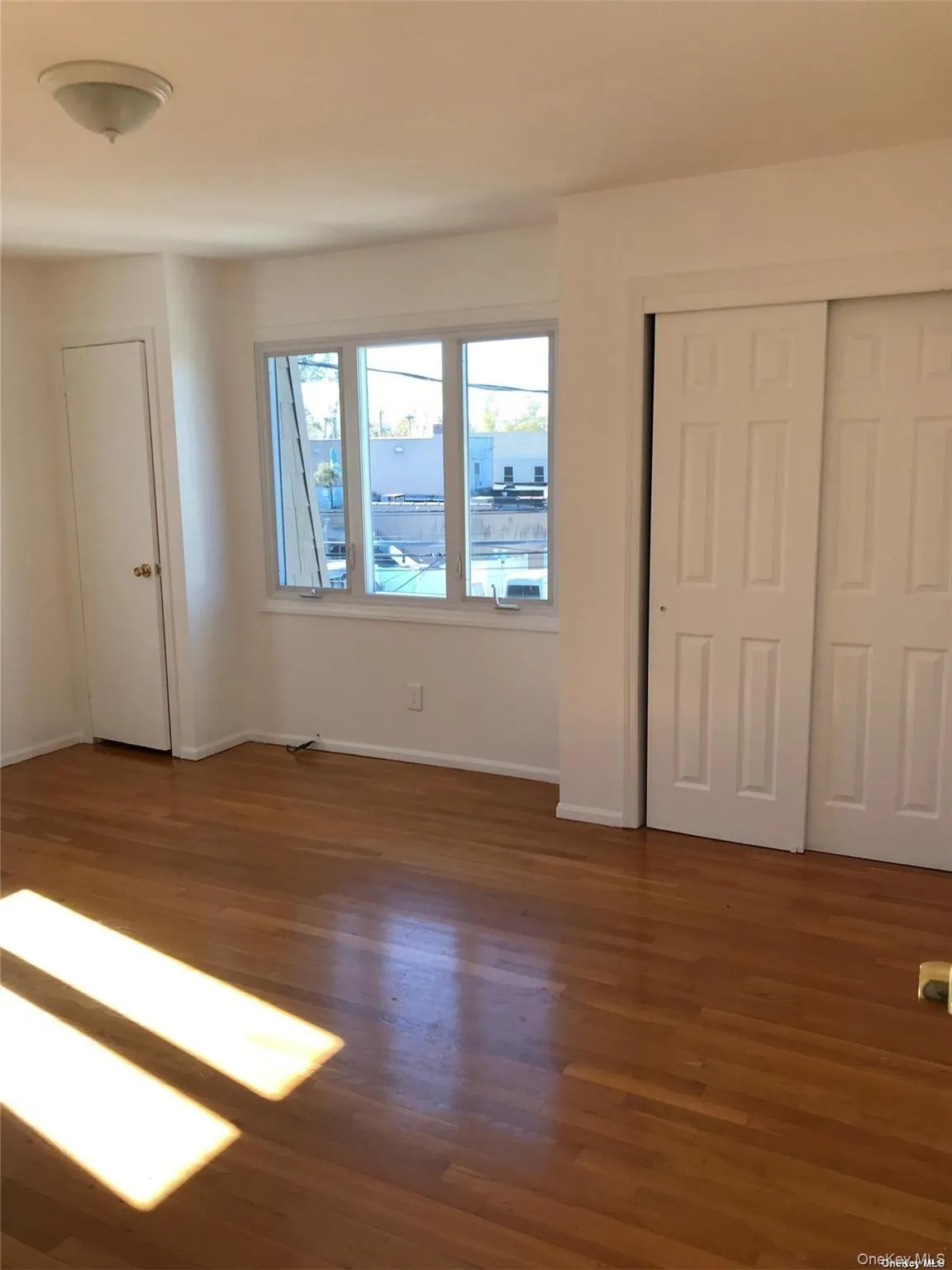 2 B Graywood Road, North Hempstead, NY, 2 Bedrooms Bedrooms, 7 Rooms Rooms,2 BathroomsBathrooms,Residential Lease,For Rent,Graywood,0,1028779 2 B Graywood Road, North Hempstead, NY, 2 Bedrooms Bedrooms, 7 Rooms Rooms,2 BathroomsBathrooms,Residential Lease,For Rent,Graywood,0,1028779