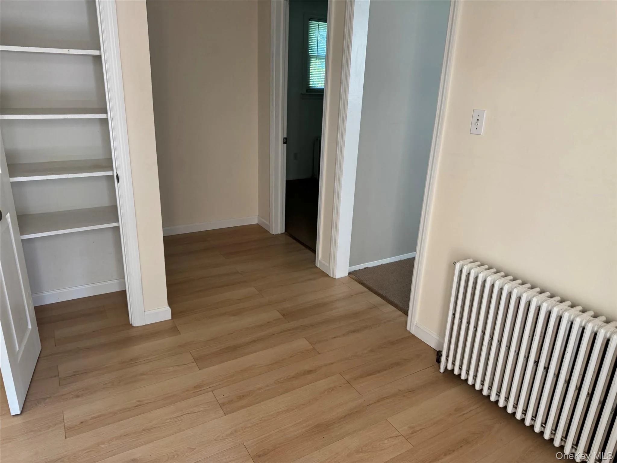 25 Robinson Avenue, Glen Cove, NY, 1 Bedroom Bedrooms, 5 Rooms Rooms,1 BathroomBathrooms,Residential Lease,For Rent,Robinson,0,1028780 25 Robinson Avenue, Glen Cove, NY, 1 Bedroom Bedrooms, 5 Rooms Rooms,1 BathroomBathrooms,Residential Lease,For Rent,Robinson,0,1028780