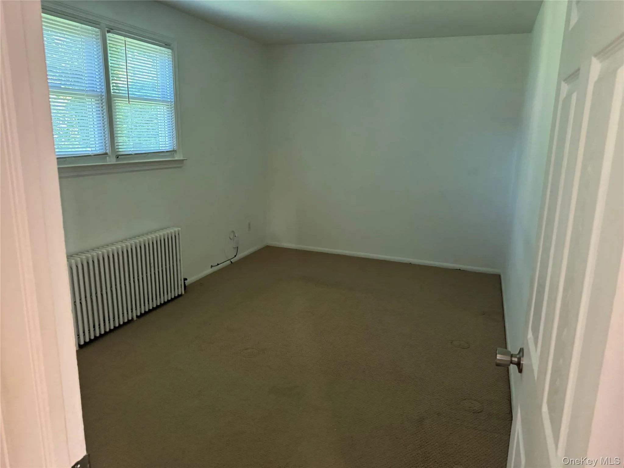 25 Robinson Avenue, Glen Cove, NY, 1 Bedroom Bedrooms, 5 Rooms Rooms,1 BathroomBathrooms,Residential Lease,For Rent,Robinson,0,1028780 25 Robinson Avenue, Glen Cove, NY, 1 Bedroom Bedrooms, 5 Rooms Rooms,1 BathroomBathrooms,Residential Lease,For Rent,Robinson,0,1028780