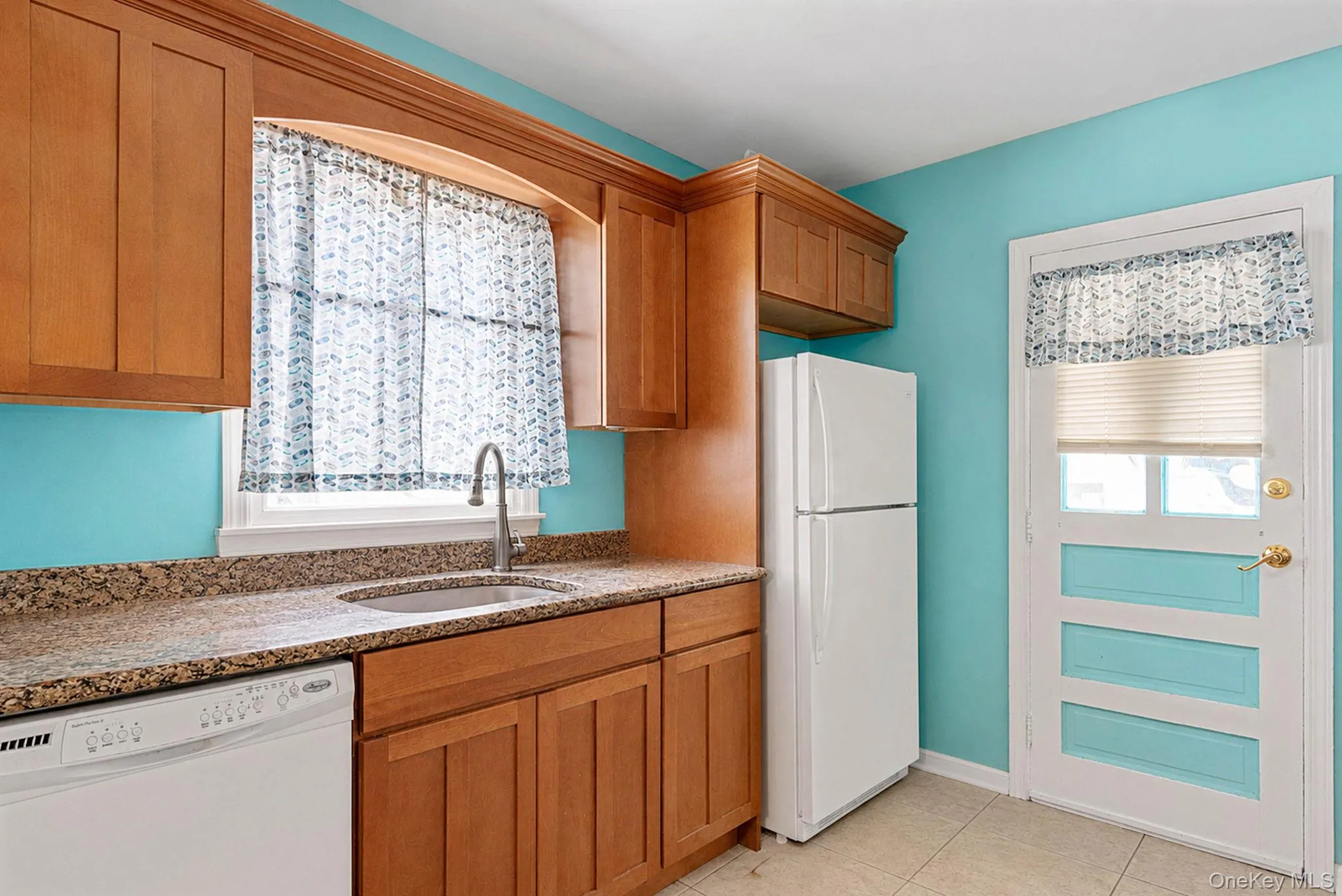 218 Venetian Boulevard, Babylon, NY, 4 Bedrooms Bedrooms, 6 Rooms Rooms,2 BathroomsBathrooms,Residential,For Rent,Venetian,0,1028781 218 Venetian Boulevard, Babylon, NY, 4 Bedrooms Bedrooms, 6 Rooms Rooms,2 BathroomsBathrooms,Residential,For Rent,Venetian,0,1028781