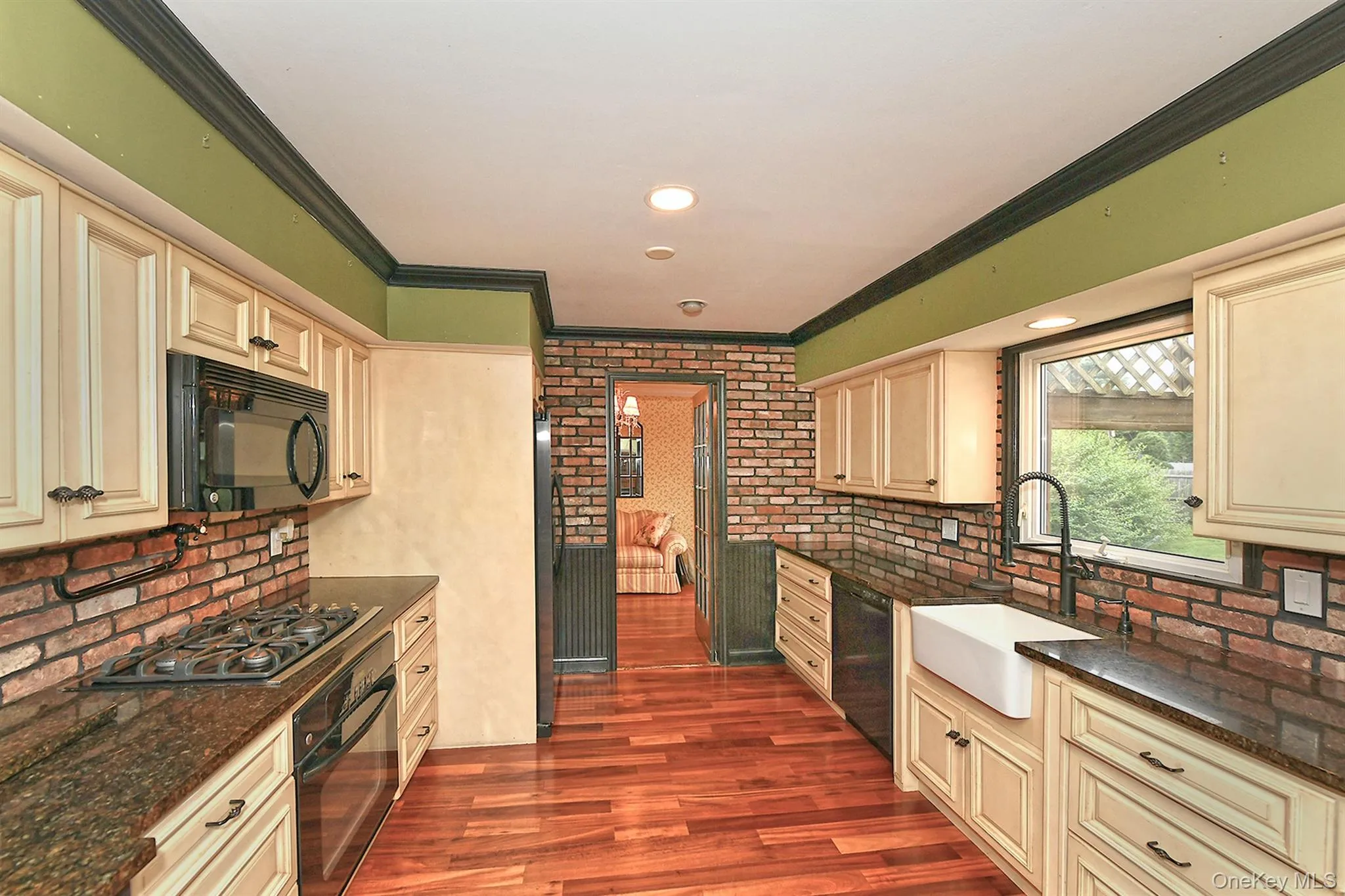 10 Linford Lane, Huntington, NY, 3 Bedrooms Bedrooms, 7 Rooms Rooms,2 BathroomsBathrooms,Residential,For Rent,Linford,0,1028782 10 Linford Lane, Huntington, NY, 3 Bedrooms Bedrooms, 7 Rooms Rooms,2 BathroomsBathrooms,Residential,For Rent,Linford,0,1028782