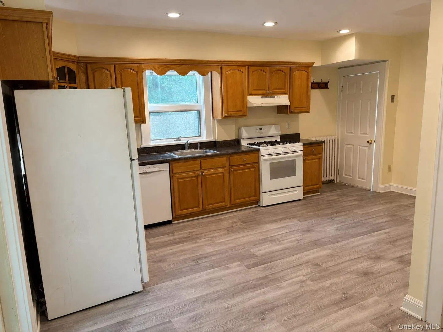 15 Ferncliff Road, Scarsdale, NY, 3 Bedrooms Bedrooms, 7 Rooms Rooms,2 BathroomsBathrooms,Residential Lease,For Rent,Ferncliff,0,1028790 15 Ferncliff Road, Scarsdale, NY, 3 Bedrooms Bedrooms, 7 Rooms Rooms,2 BathroomsBathrooms,Residential Lease,For Rent,Ferncliff,0,1028790