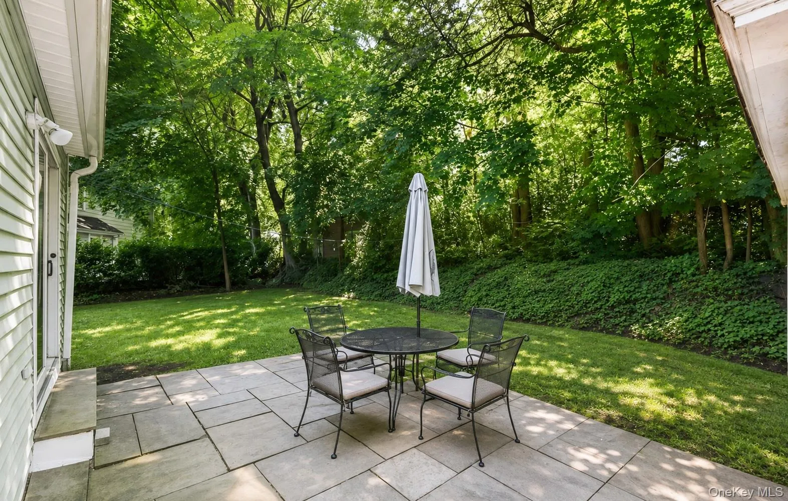 15 Ferncliff Road, Scarsdale, NY, 3 Bedrooms Bedrooms, 7 Rooms Rooms,2 BathroomsBathrooms,Residential Lease,For Rent,Ferncliff,0,1028790 15 Ferncliff Road, Scarsdale, NY, 3 Bedrooms Bedrooms, 7 Rooms Rooms,2 BathroomsBathrooms,Residential Lease,For Rent,Ferncliff,0,1028790