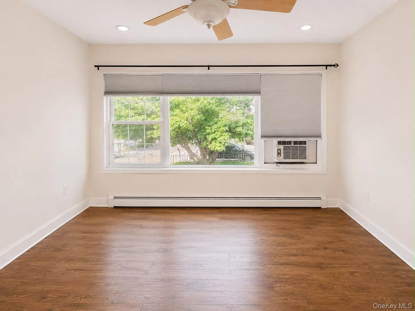 2nd Bedroom 2nd Bedroom