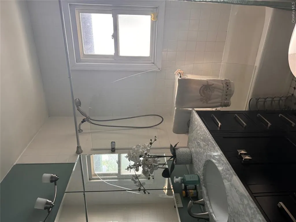 537 Chester Street, Long Beach, NY, 3 Bedrooms Bedrooms, 6 Rooms Rooms,2 BathroomsBathrooms,Residential Lease,For Rent,Chester,0,1028794 537 Chester Street, Long Beach, NY, 3 Bedrooms Bedrooms, 6 Rooms Rooms,2 BathroomsBathrooms,Residential Lease,For Rent,Chester,0,1028794