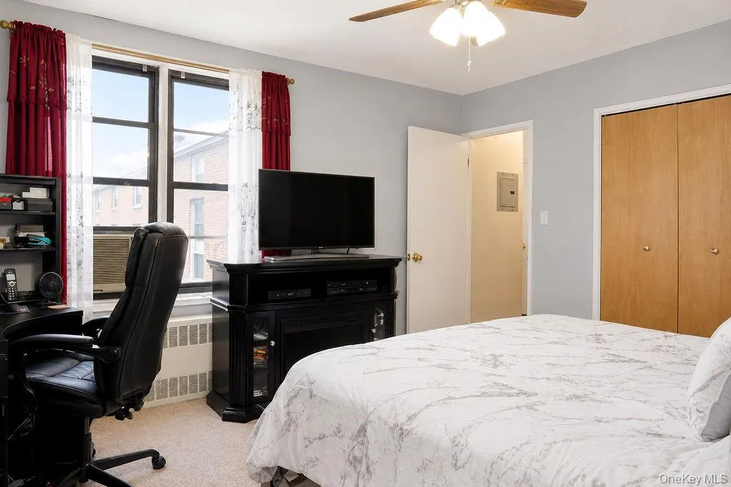 270 North Broadway, Yonkers, NY, 2 Bedrooms Bedrooms, 6 Rooms Rooms,1 BathroomBathrooms,Residential,For Rent,North Broadway,0,1028795 270 North Broadway, Yonkers, NY, 2 Bedrooms Bedrooms, 6 Rooms Rooms,1 BathroomBathrooms,Residential,For Rent,North Broadway,0,1028795