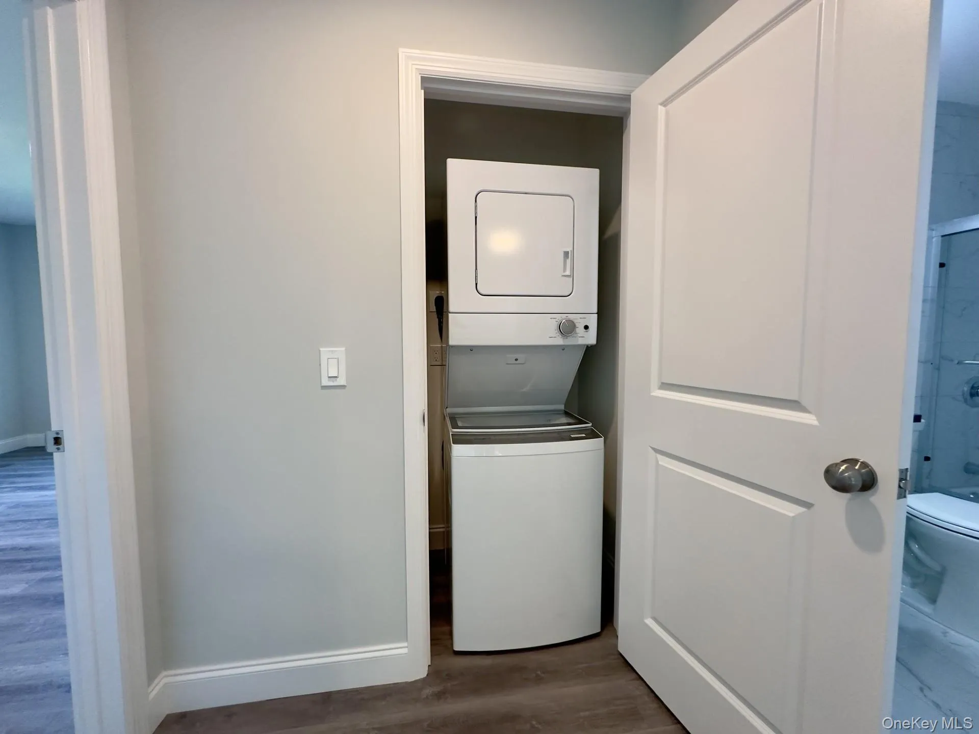25 Walnut Street, Brookhaven, NY, 4 Bedrooms Bedrooms, 9 Rooms Rooms,3 BathroomsBathrooms,Residential,For Rent,Walnut,0,1028796 25 Walnut Street, Brookhaven, NY, 4 Bedrooms Bedrooms, 9 Rooms Rooms,3 BathroomsBathrooms,Residential,For Rent,Walnut,0,1028796