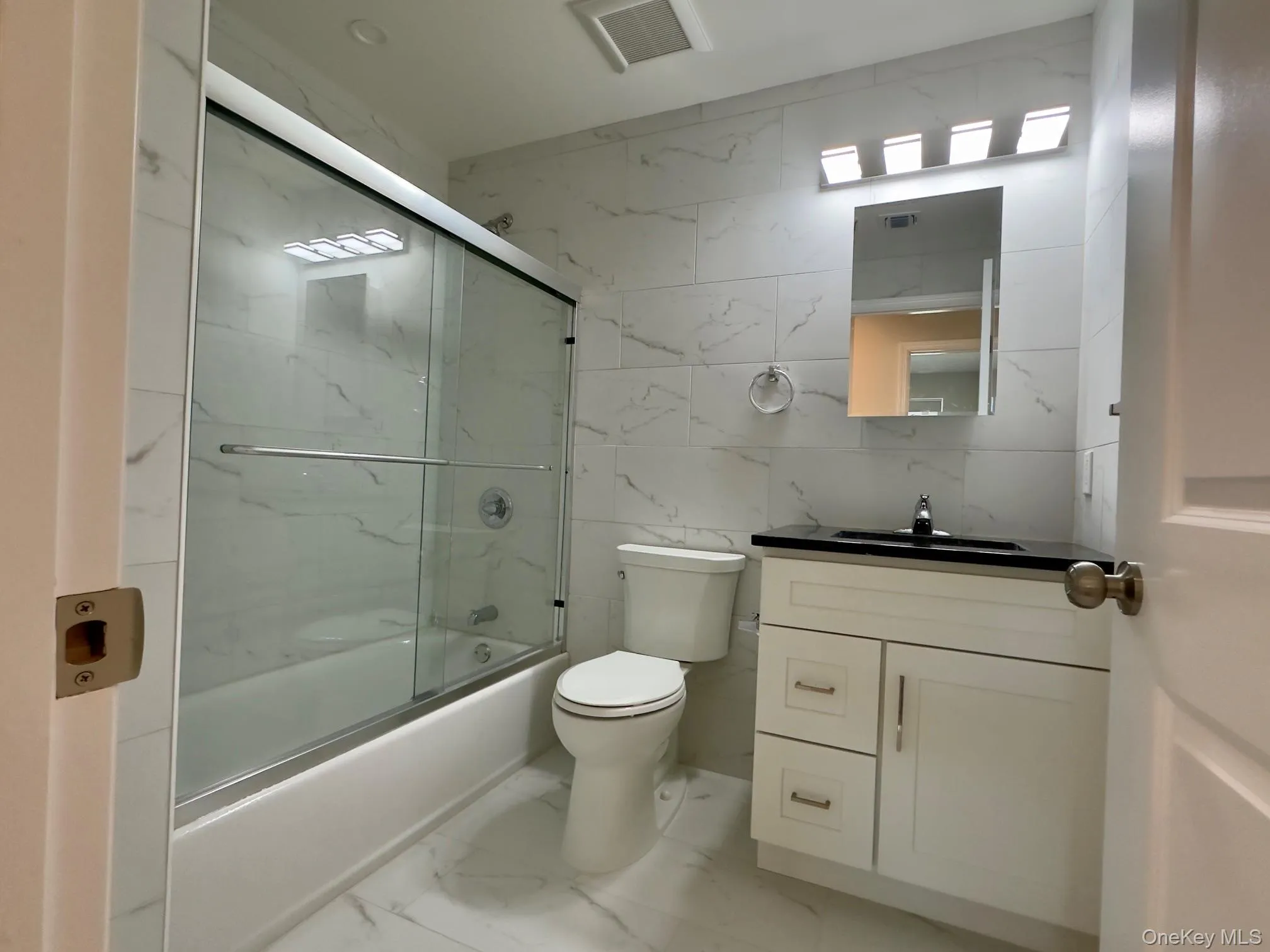 25 Walnut Street, Brookhaven, NY, 4 Bedrooms Bedrooms, 9 Rooms Rooms,3 BathroomsBathrooms,Residential,For Rent,Walnut,0,1028796 25 Walnut Street, Brookhaven, NY, 4 Bedrooms Bedrooms, 9 Rooms Rooms,3 BathroomsBathrooms,Residential,For Rent,Walnut,0,1028796