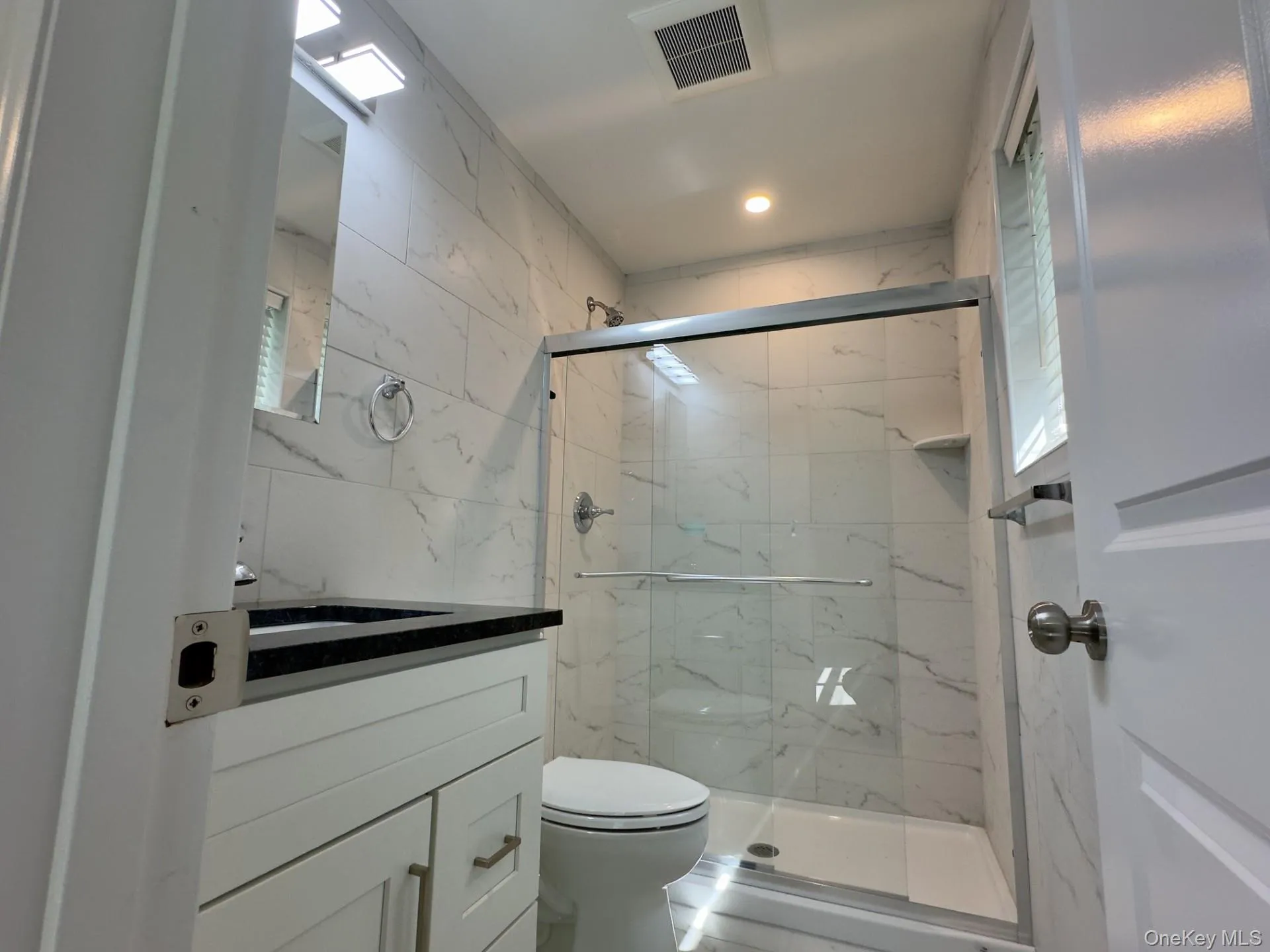25 Walnut Street, Brookhaven, NY, 4 Bedrooms Bedrooms, 9 Rooms Rooms,3 BathroomsBathrooms,Residential,For Rent,Walnut,0,1028796 25 Walnut Street, Brookhaven, NY, 4 Bedrooms Bedrooms, 9 Rooms Rooms,3 BathroomsBathrooms,Residential,For Rent,Walnut,0,1028796