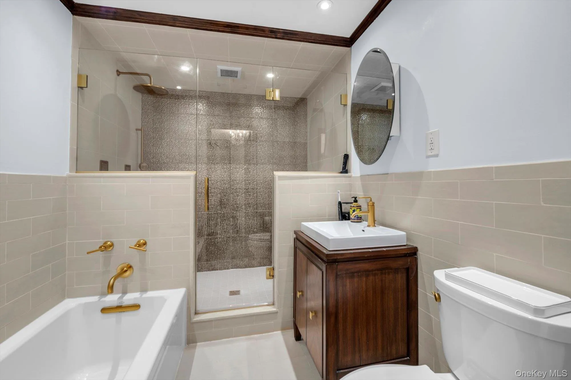 15 Parkwold Drive, Hempstead, NY, 4 Bedrooms Bedrooms, 11 Rooms Rooms,3 BathroomsBathrooms,Residential,For Rent,Parkwold,0,1028797 15 Parkwold Drive, Hempstead, NY, 4 Bedrooms Bedrooms, 11 Rooms Rooms,3 BathroomsBathrooms,Residential,For Rent,Parkwold,0,1028797