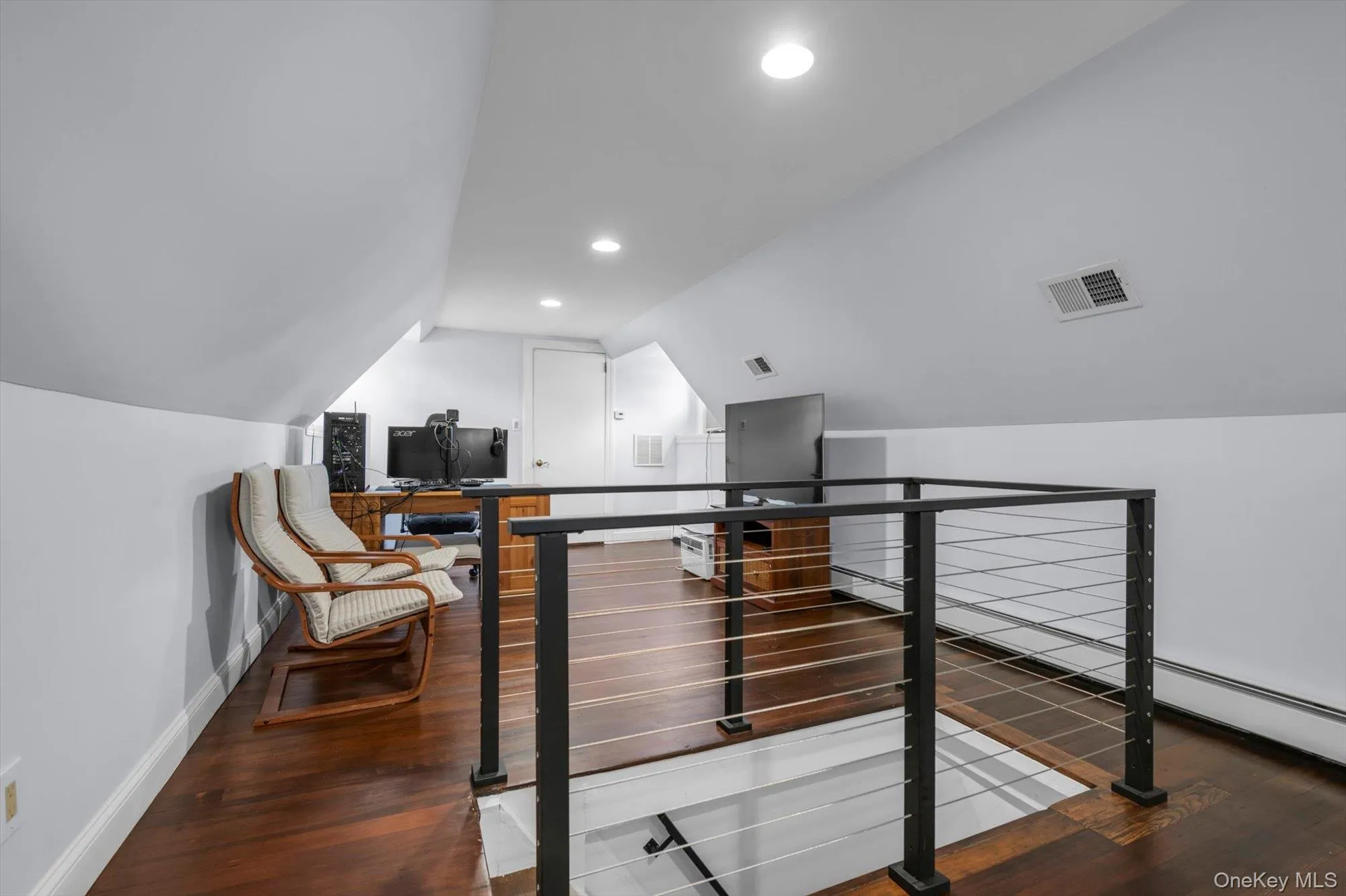 15 Parkwold Drive, Hempstead, NY, 4 Bedrooms Bedrooms, 11 Rooms Rooms,3 BathroomsBathrooms,Residential,For Rent,Parkwold,0,1028797 15 Parkwold Drive, Hempstead, NY, 4 Bedrooms Bedrooms, 11 Rooms Rooms,3 BathroomsBathrooms,Residential,For Rent,Parkwold,0,1028797