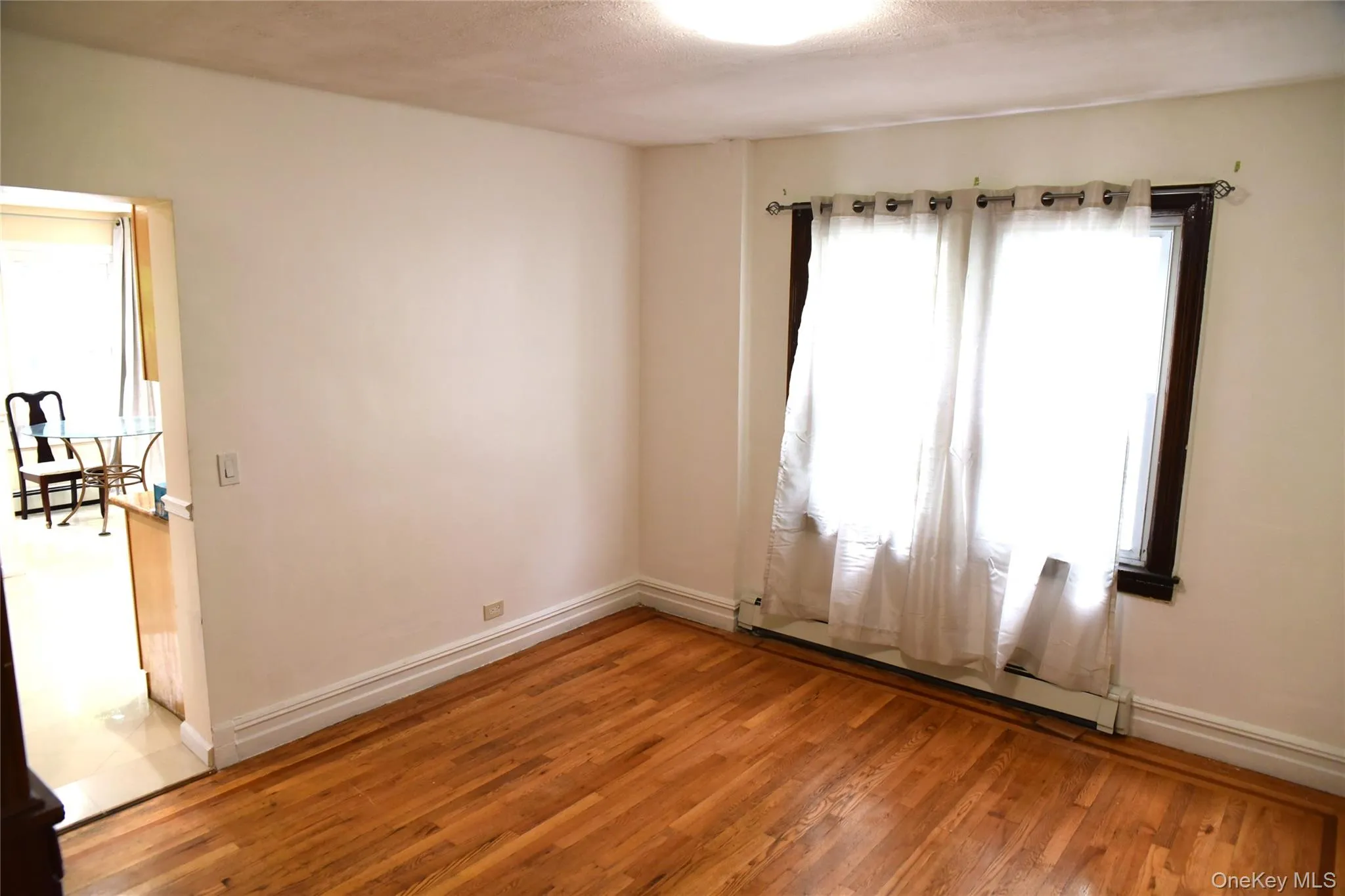 4126 Digney Avenue, New York, NY, 4 Bedrooms Bedrooms, 7 Rooms Rooms,2 BathroomsBathrooms,Residential,For Rent,Digney,0,1028801 4126 Digney Avenue, New York, NY, 4 Bedrooms Bedrooms, 7 Rooms Rooms,2 BathroomsBathrooms,Residential,For Rent,Digney,0,1028801