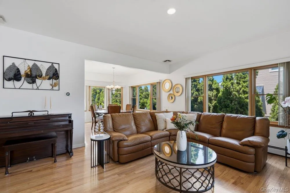 2066 Washington Avenue, Hempstead, NY, 4 Bedrooms Bedrooms, 9 Rooms Rooms,3 BathroomsBathrooms,Residential,For Rent,Washington,0,1028806 2066 Washington Avenue, Hempstead, NY, 4 Bedrooms Bedrooms, 9 Rooms Rooms,3 BathroomsBathrooms,Residential,For Rent,Washington,0,1028806