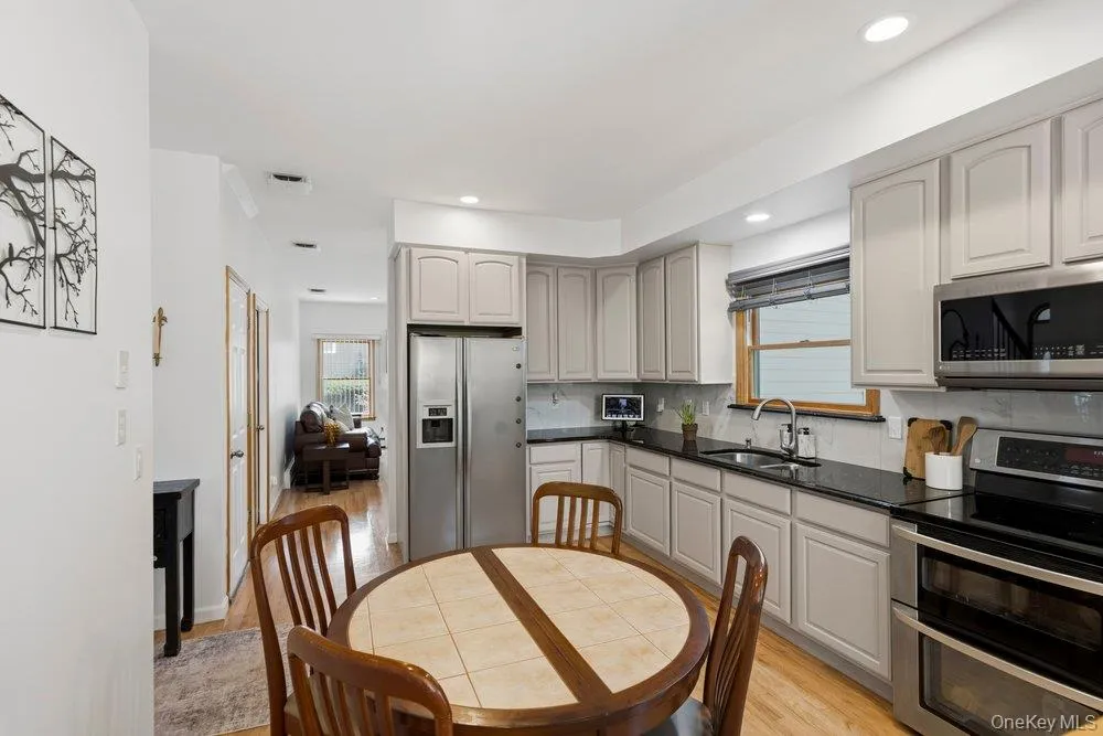 2066 Washington Avenue, Hempstead, NY, 4 Bedrooms Bedrooms, 9 Rooms Rooms,3 BathroomsBathrooms,Residential,For Rent,Washington,0,1028806 2066 Washington Avenue, Hempstead, NY, 4 Bedrooms Bedrooms, 9 Rooms Rooms,3 BathroomsBathrooms,Residential,For Rent,Washington,0,1028806