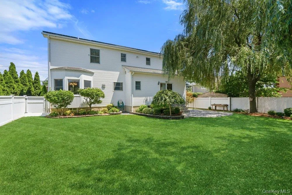 2066 Washington Avenue, Hempstead, NY, 4 Bedrooms Bedrooms, 9 Rooms Rooms,3 BathroomsBathrooms,Residential,For Rent,Washington,0,1028806 2066 Washington Avenue, Hempstead, NY, 4 Bedrooms Bedrooms, 9 Rooms Rooms,3 BathroomsBathrooms,Residential,For Rent,Washington,0,1028806