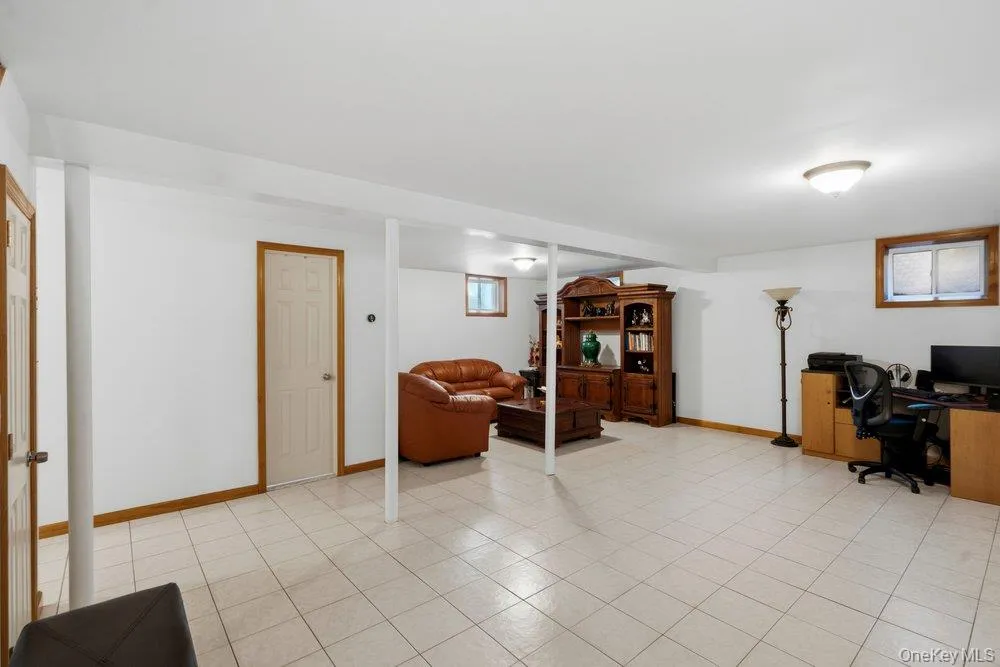 2066 Washington Avenue, Hempstead, NY, 4 Bedrooms Bedrooms, 9 Rooms Rooms,3 BathroomsBathrooms,Residential,For Rent,Washington,0,1028806 2066 Washington Avenue, Hempstead, NY, 4 Bedrooms Bedrooms, 9 Rooms Rooms,3 BathroomsBathrooms,Residential,For Rent,Washington,0,1028806