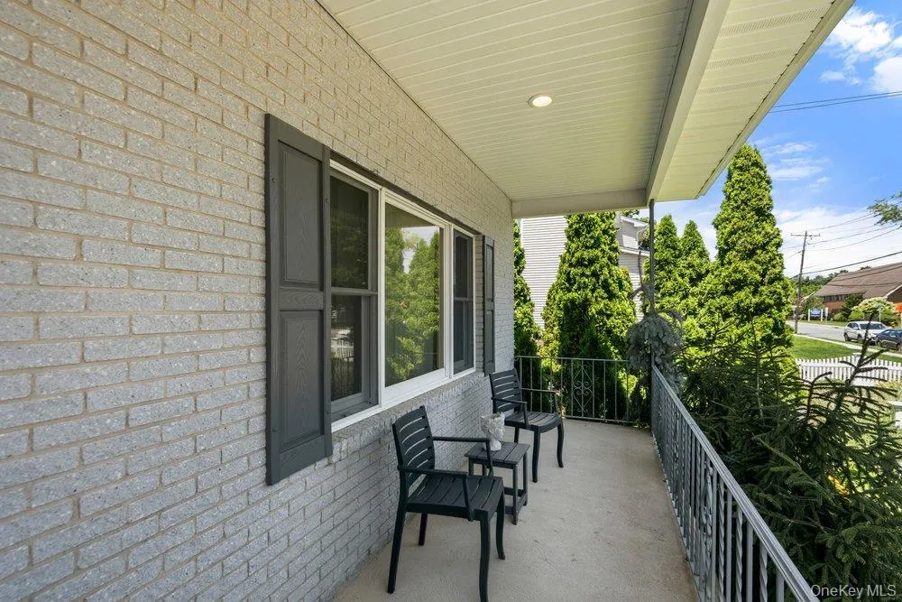 2066 Washington Avenue, Hempstead, NY, 4 Bedrooms Bedrooms, 9 Rooms Rooms,3 BathroomsBathrooms,Residential,For Rent,Washington,0,1028806 2066 Washington Avenue, Hempstead, NY, 4 Bedrooms Bedrooms, 9 Rooms Rooms,3 BathroomsBathrooms,Residential,For Rent,Washington,0,1028806