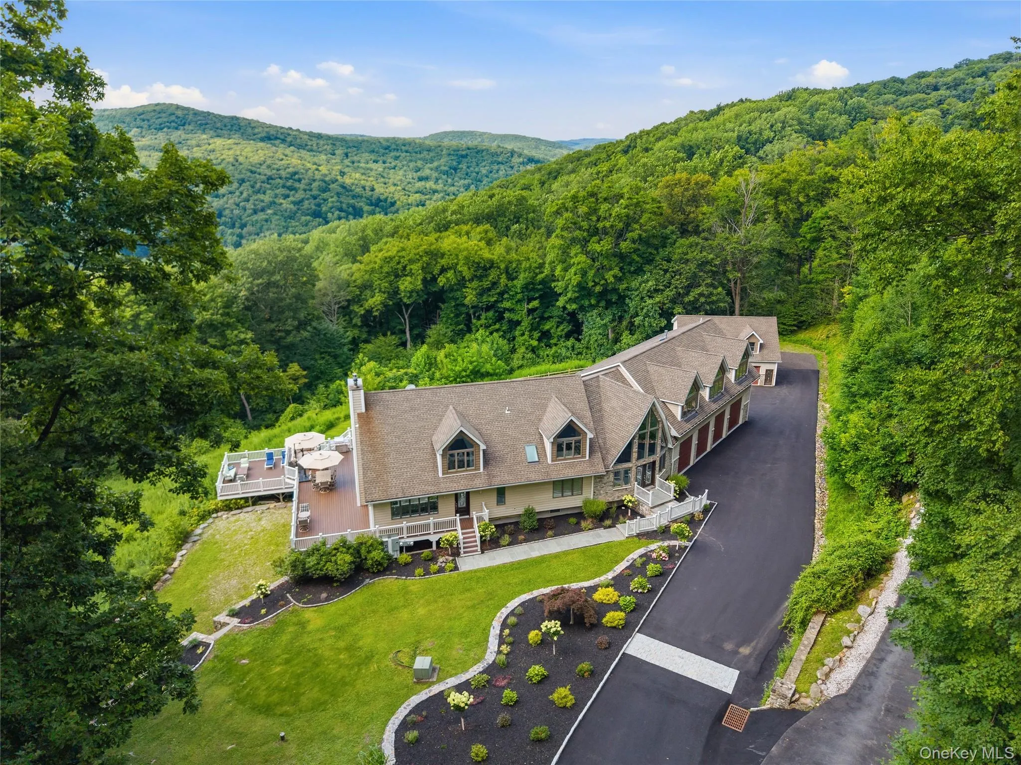 39 Julia Court, Carmel, NY, 5 Bedrooms Bedrooms, 12 Rooms Rooms,8 BathroomsBathrooms,Residential,For Rent,Julia,0,1028811 39 Julia Court, Carmel, NY, 5 Bedrooms Bedrooms, 12 Rooms Rooms,8 BathroomsBathrooms,Residential,For Rent,Julia,0,1028811