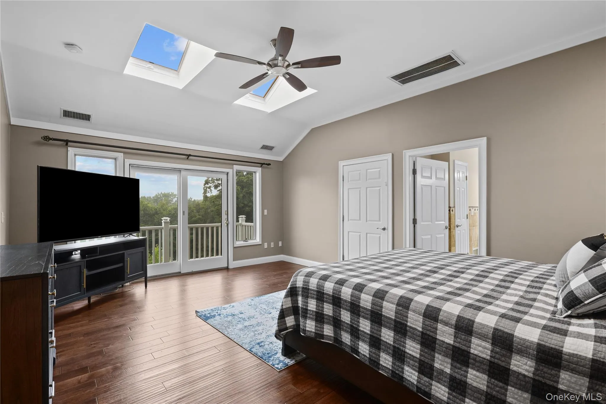 39 Julia Court, Carmel, NY, 5 Bedrooms Bedrooms, 12 Rooms Rooms,8 BathroomsBathrooms,Residential,For Rent,Julia,0,1028811 39 Julia Court, Carmel, NY, 5 Bedrooms Bedrooms, 12 Rooms Rooms,8 BathroomsBathrooms,Residential,For Rent,Julia,0,1028811